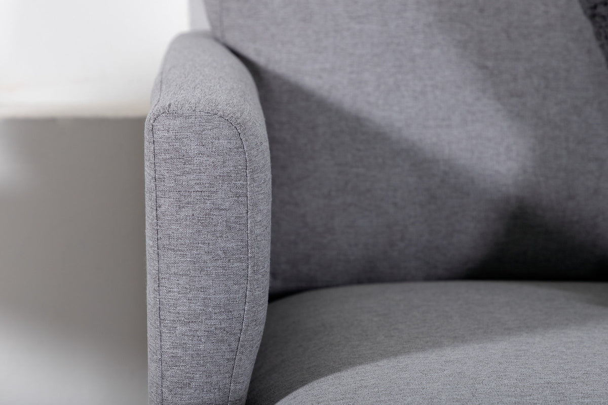 Zoom U-Sofa in Grau präsentiert im Onlineshop von KAQTU Design AG. L-Sofa rechts ist von Venture Home