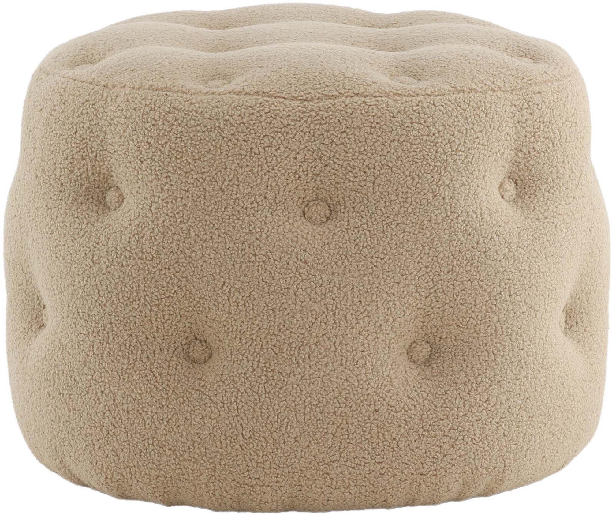 Der Benjamin Ottoman / Pouf von Venture Home ist ein elegantes Möbelstück aus weichem Teddystoff, das Komfort und Stil vereint. Ideal als Sitzgelegenheit oder Fußhocker.