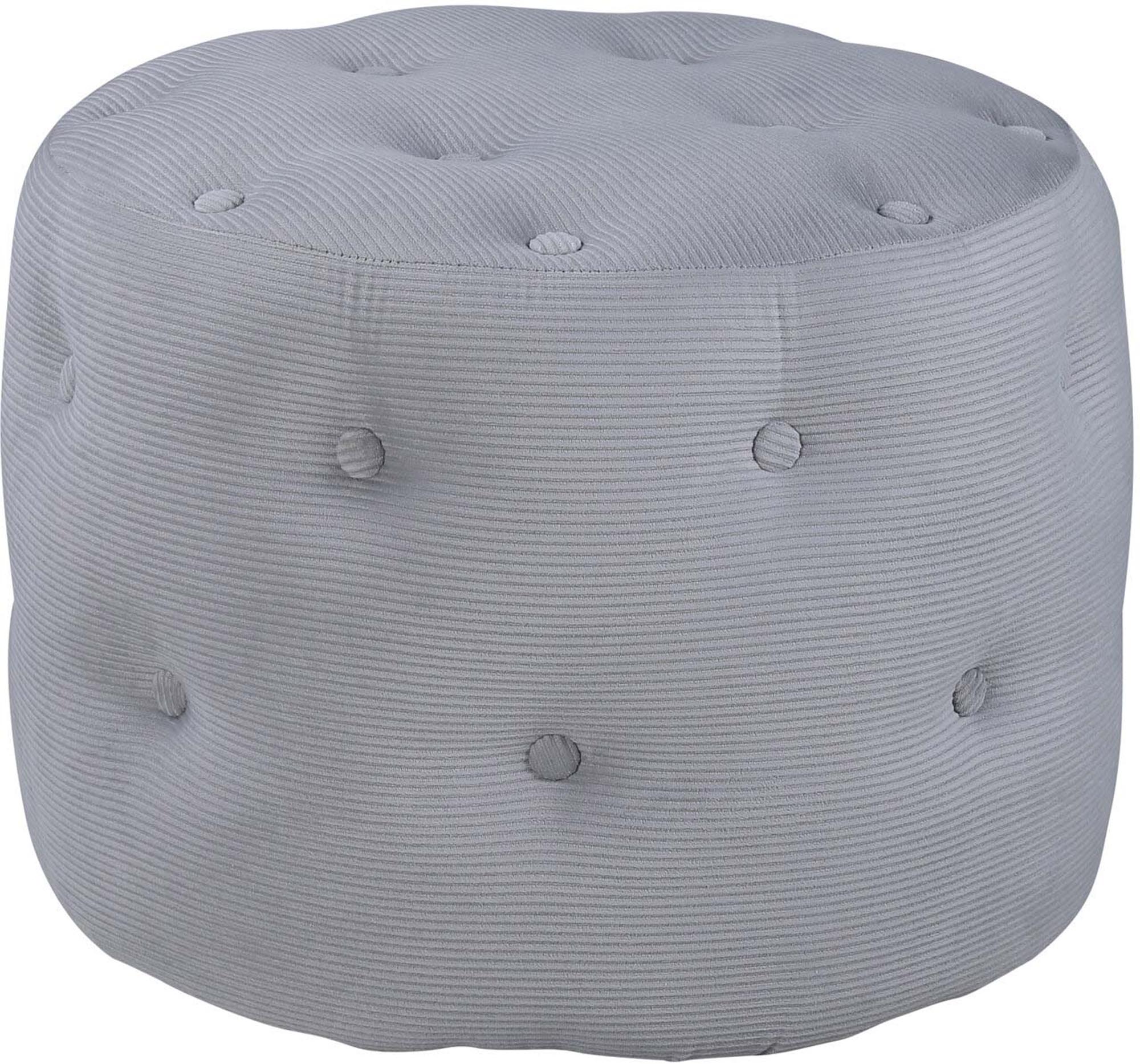 Der Benjamin Ottoman / Pouf von Venture Home ist ein elegantes Möbelstück aus luxuriösem Teddystoff, das Komfort und Stil vereint. Mit seinem zylinderförmigen Design und den dekorativen Knöpfen wird er zum Blickfang in jedem Raum.