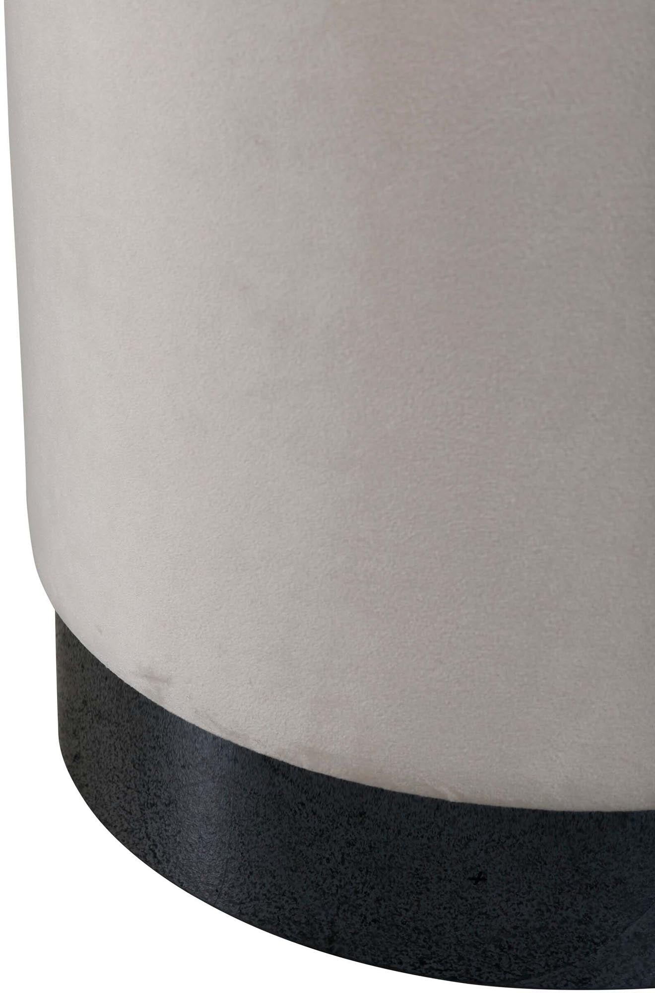 Benji Ottoman / Pouf in Beige präsentiert im Onlineshop von KAQTU Design AG. Pouf ist von Venture Home