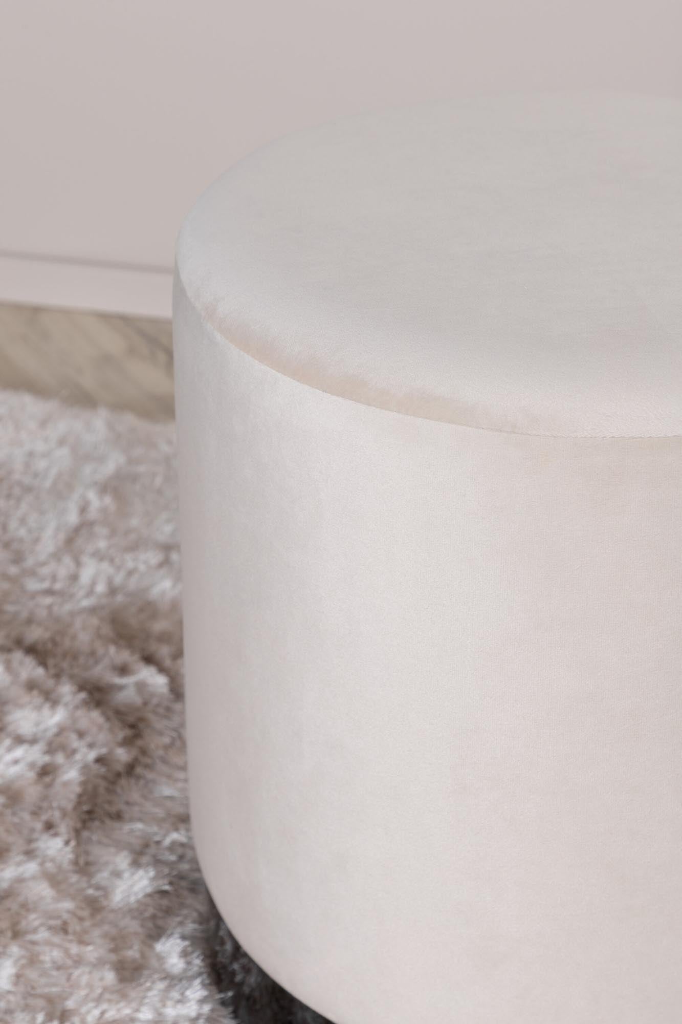 Benji Ottoman / Pouf in Beige präsentiert im Onlineshop von KAQTU Design AG. Pouf ist von Venture Home