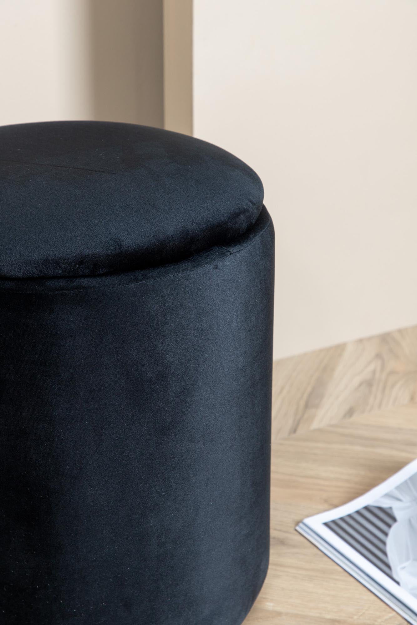 Limpen Ottoman / Pouf in Schwarz präsentiert im Onlineshop von KAQTU Design AG. Pouf ist von Venture Home