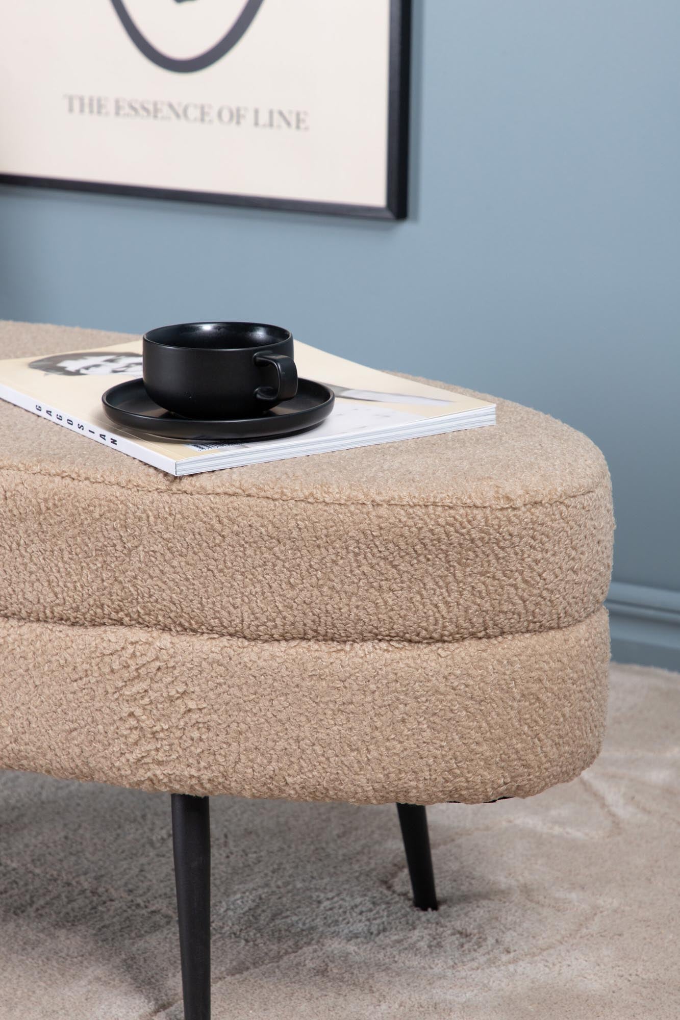 Otto Ottoman / Pouf in Beige präsentiert im Onlineshop von KAQTU Design AG. Ottoman ist von Venture Home