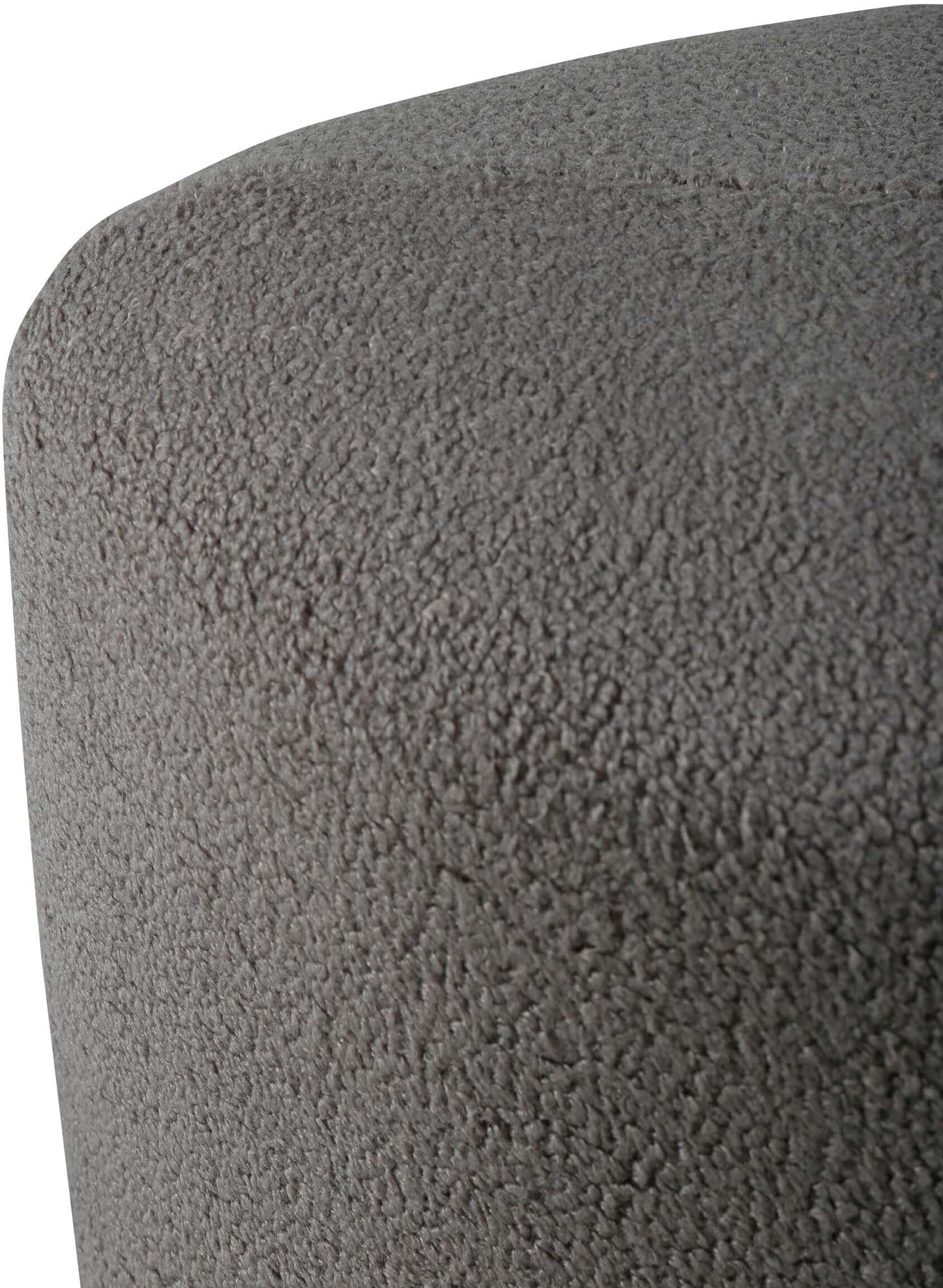Peg Ottoman / Pouf in Grau präsentiert im Onlineshop von KAQTU Design AG. Pouf ist von Venture Home
