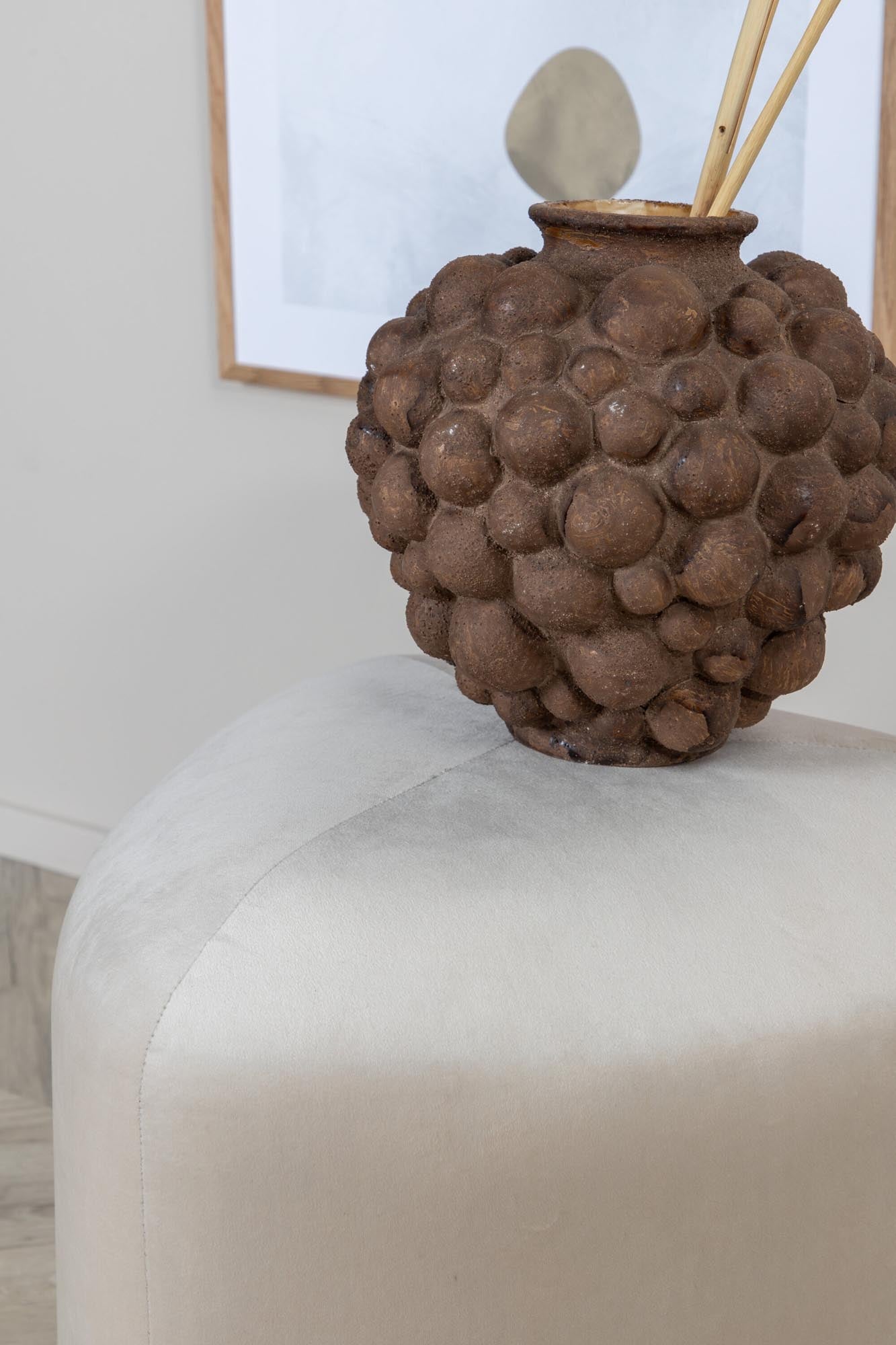 Peg Ottoman / Pouf in Weiss präsentiert im Onlineshop von KAQTU Design AG. Pouf ist von Venture Home