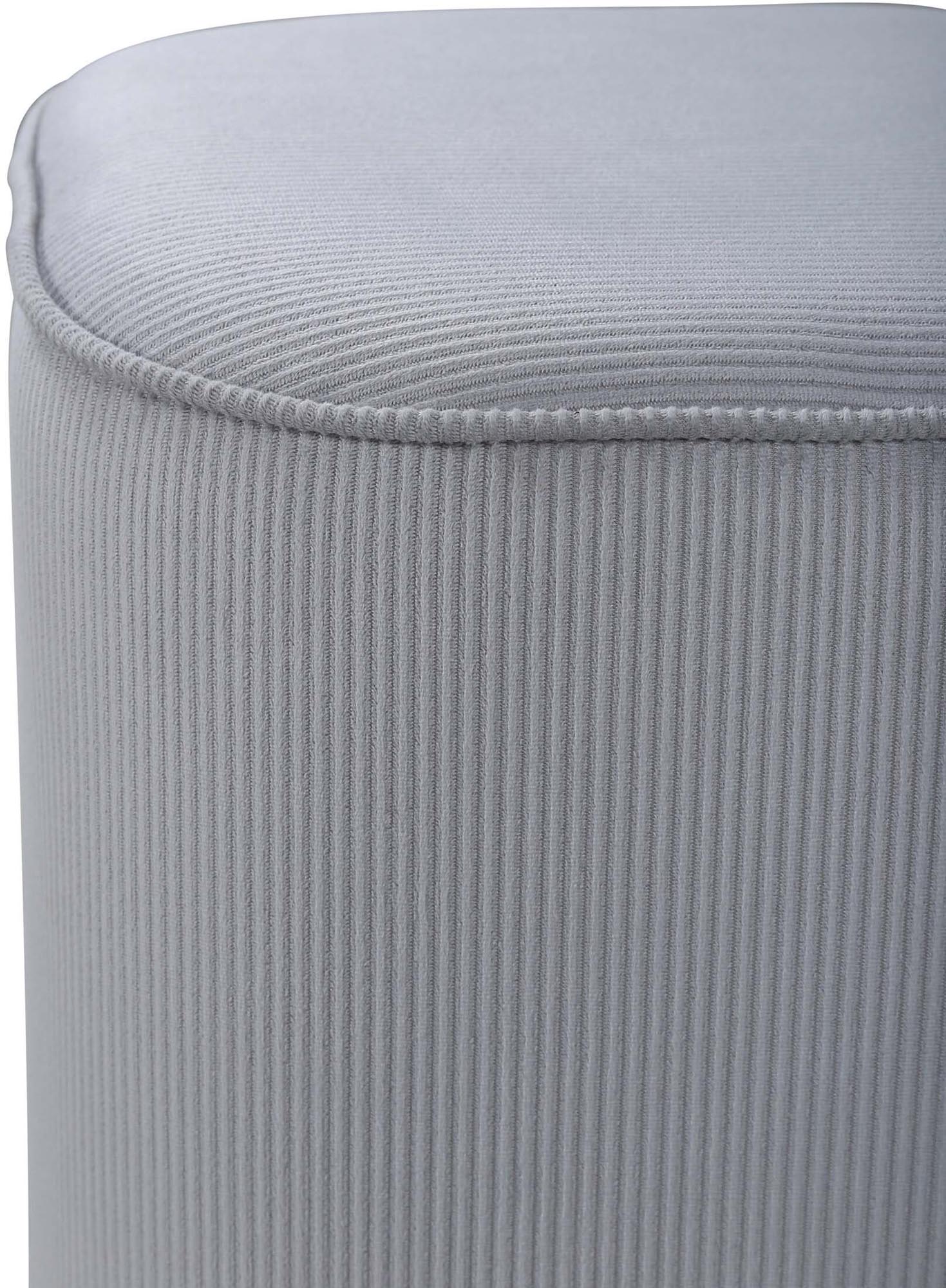 Piff Ottoman / Pouf in Grau präsentiert im Onlineshop von KAQTU Design AG. Pouf ist von Venture Home