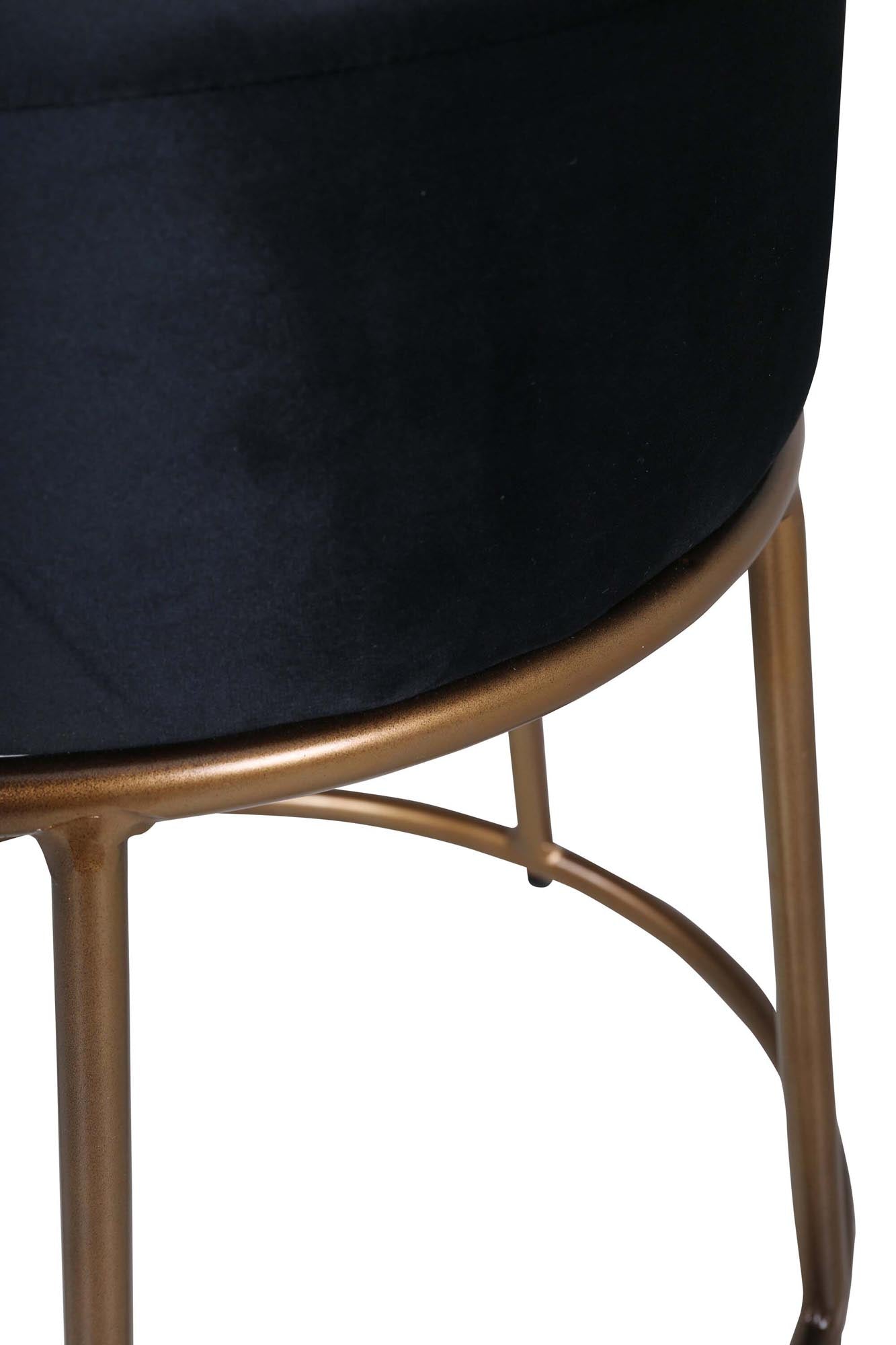 Petra Ottoman / Pouf in Schwarz / Kupfer präsentiert im Onlineshop von KAQTU Design AG. Pouf ist von Venture Home