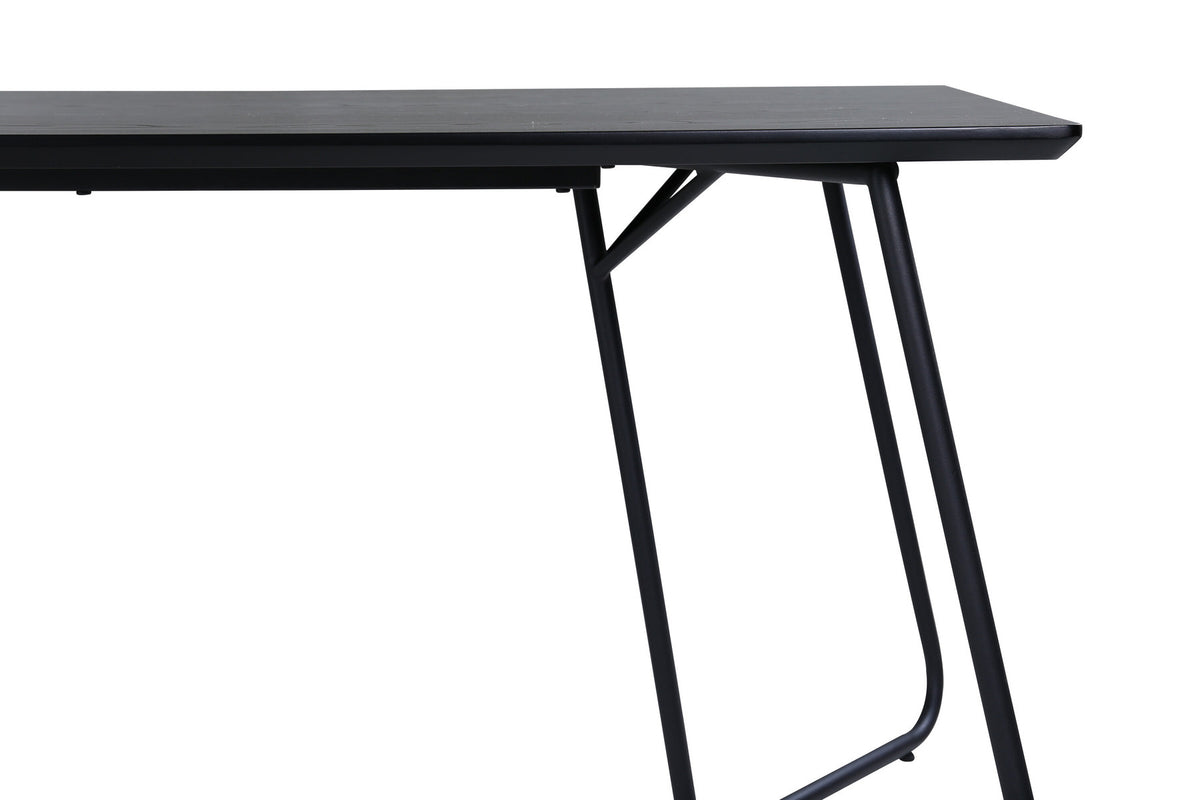Petra Tisch in Schwarz präsentiert im Onlineshop von KAQTU Design AG. Esstisch ist von Venture Home