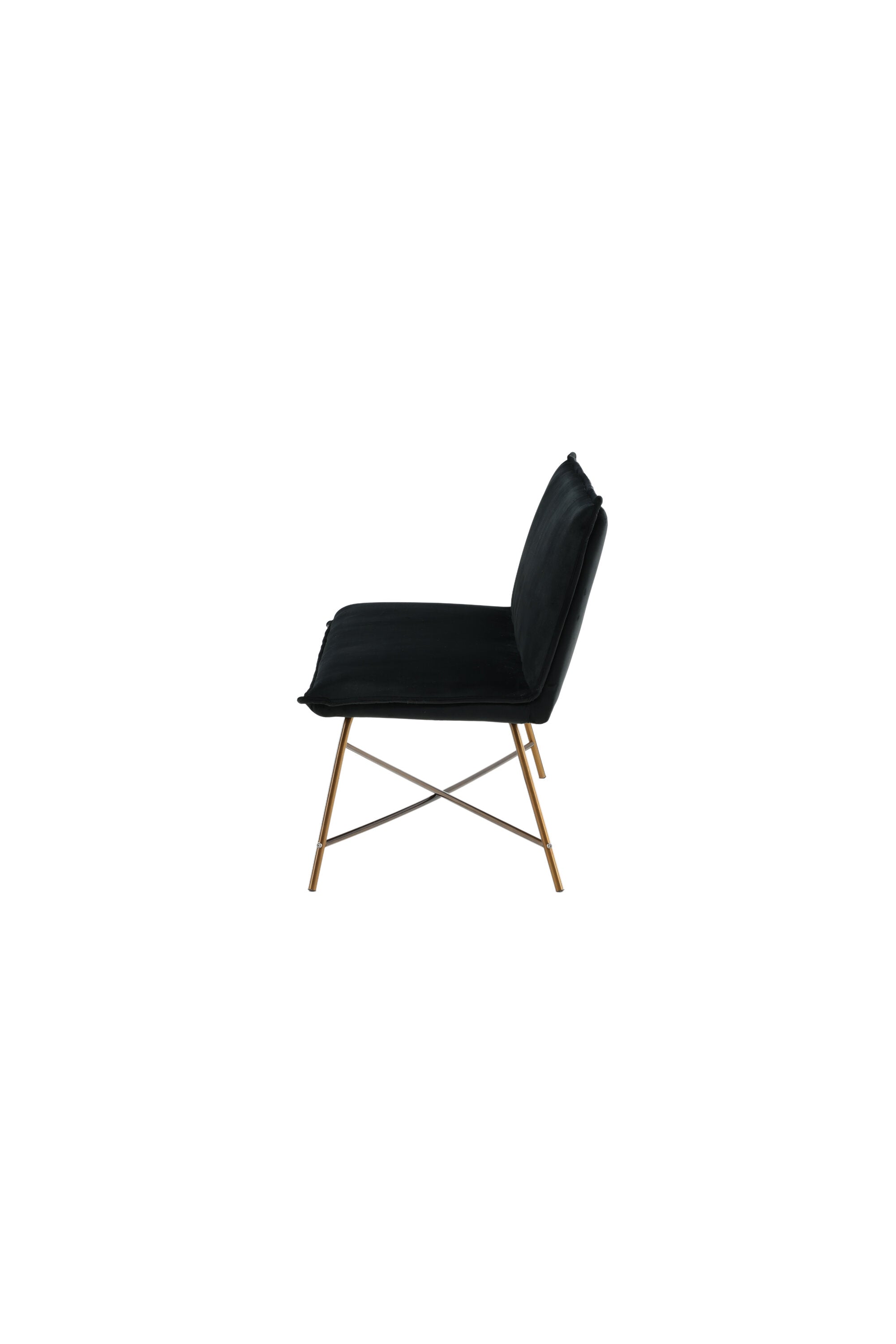Petra Sofa in Schwarz präsentiert im Onlineshop von KAQTU Design AG. 3er Sofa ist von Venture Home