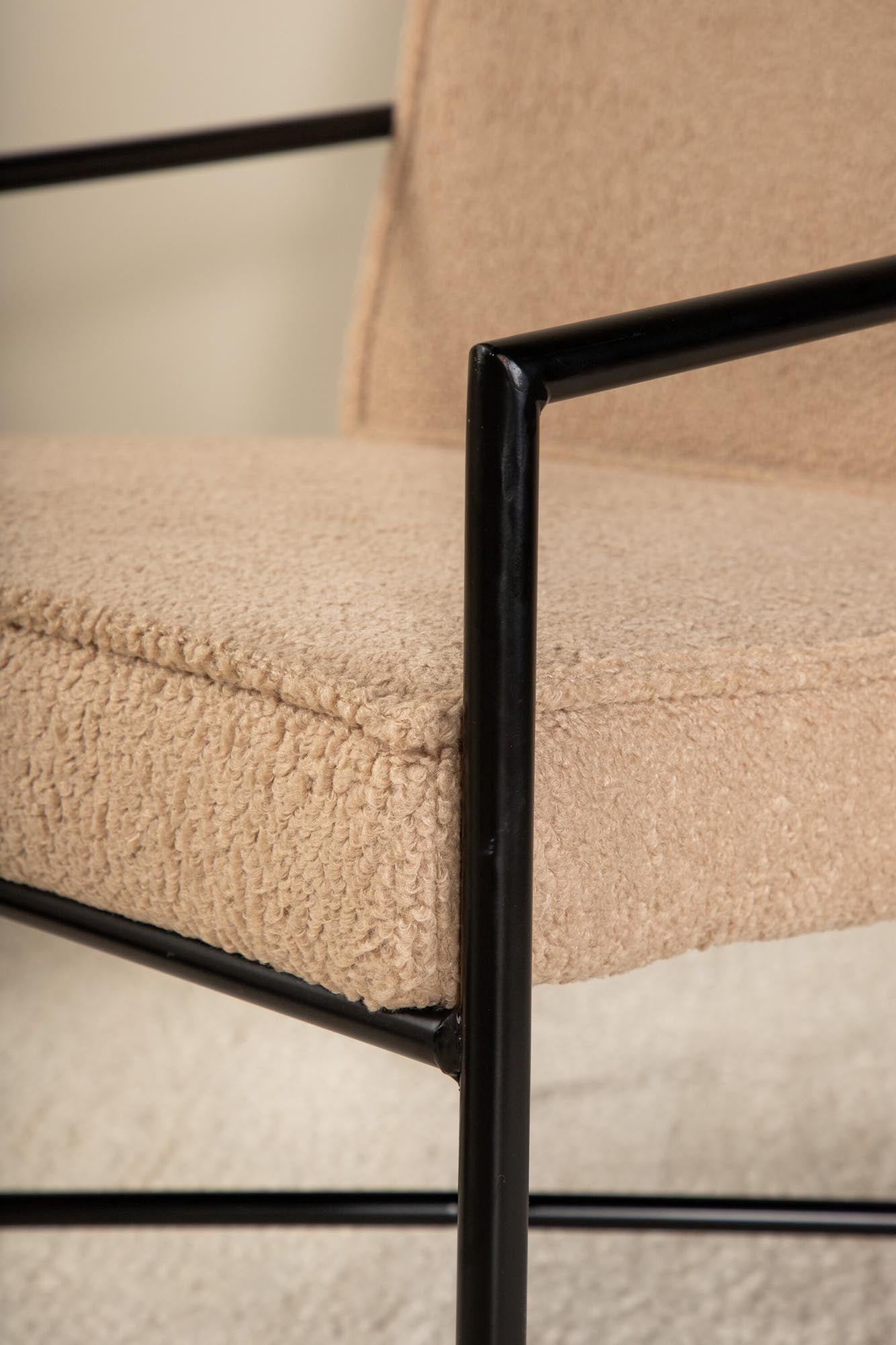 Rakel Sessel von Venture Home: Modernes Design trifft auf Komfort.