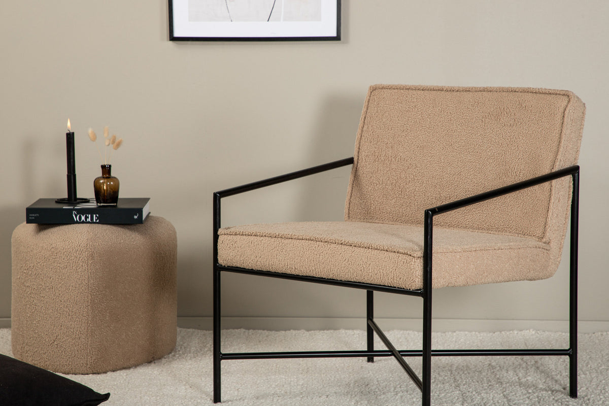 Rakel Sessel in Beige präsentiert im Onlineshop von KAQTU Design AG. Sessel mit Armlehnen ist von Venture Home
