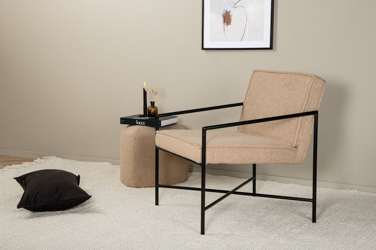 Rakel Sessel in Beige präsentiert im Onlineshop von KAQTU Design AG. Sessel mit Armlehnen ist von Venture Home