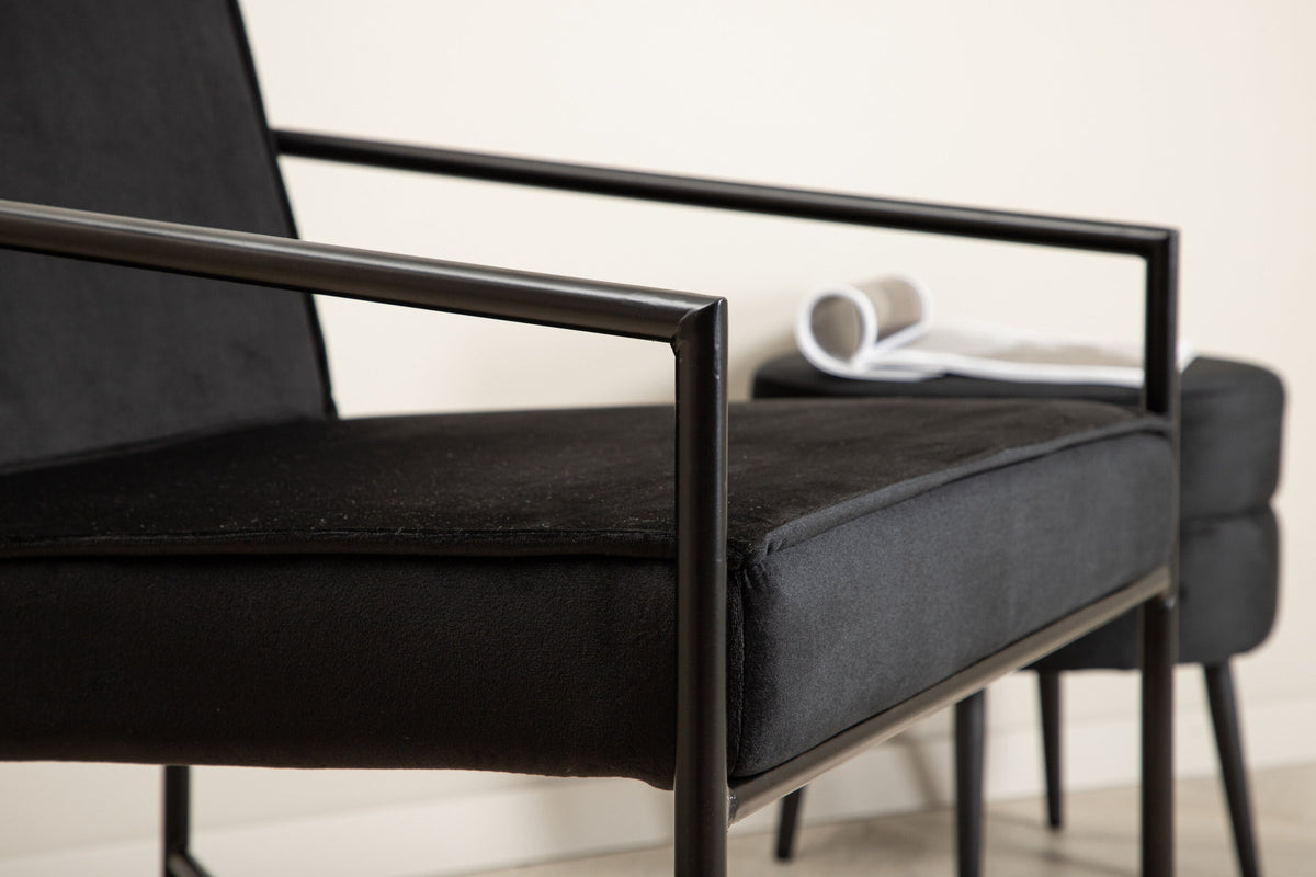 Rakel Sessel in Schwarz präsentiert im Onlineshop von KAQTU Design AG. Sessel mit Armlehnen ist von Venture Home