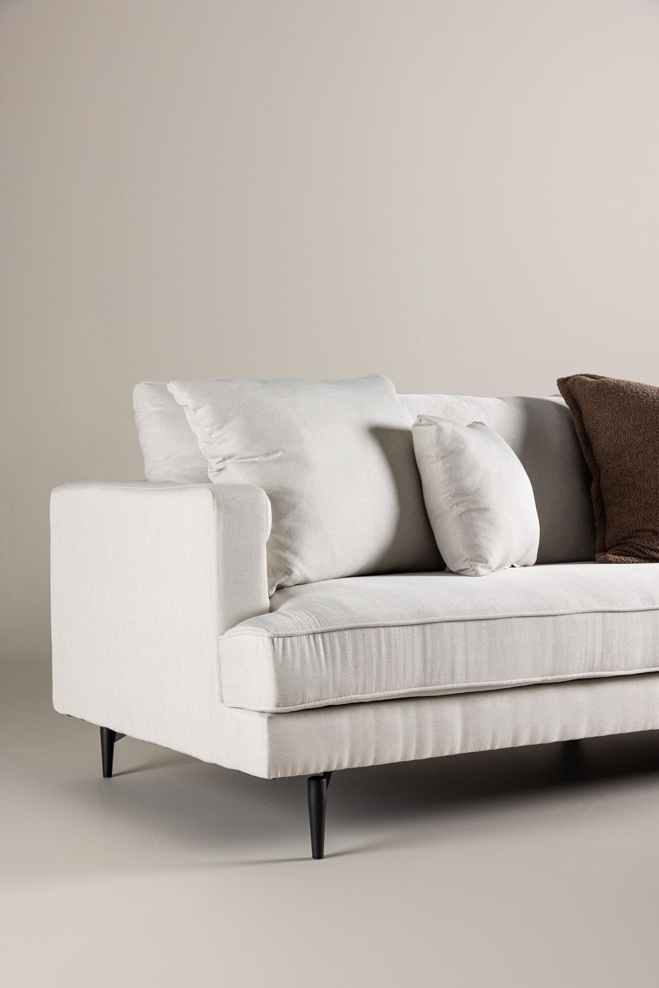 Sofia 3-Sitzer: Modernes Design trifft auf ultimativen Komfort.