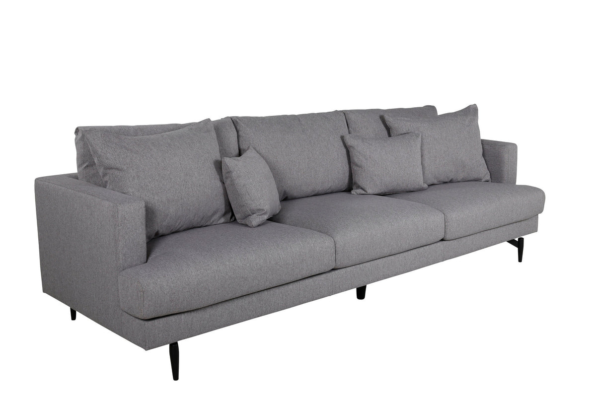 Sofia Sofa in Grau präsentiert im Onlineshop von KAQTU Design AG. 3er Sofa ist von Venture Home