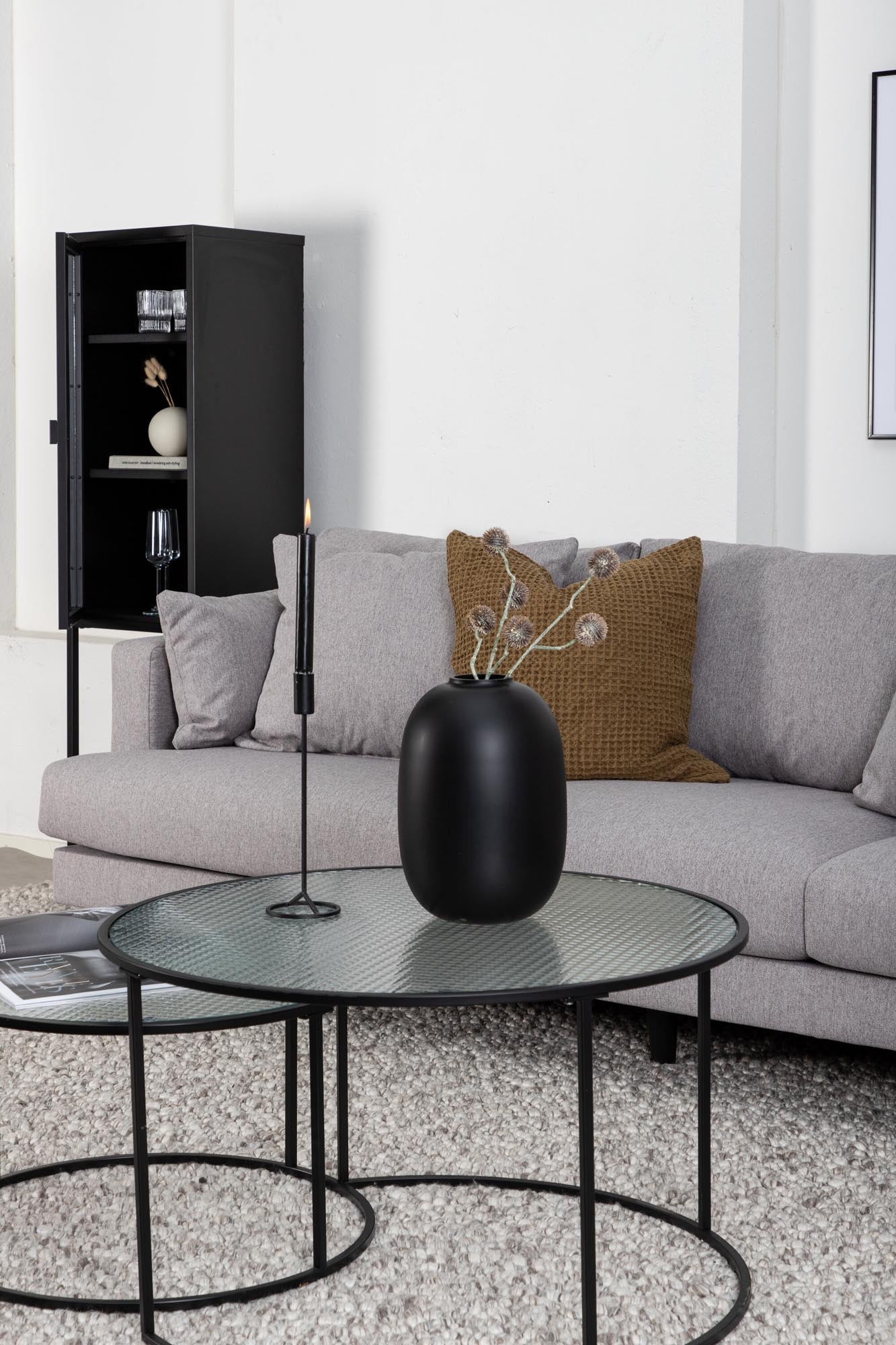 Sofia Sofa in Grau präsentiert im Onlineshop von KAQTU Design AG. 3er Sofa ist von Venture Home