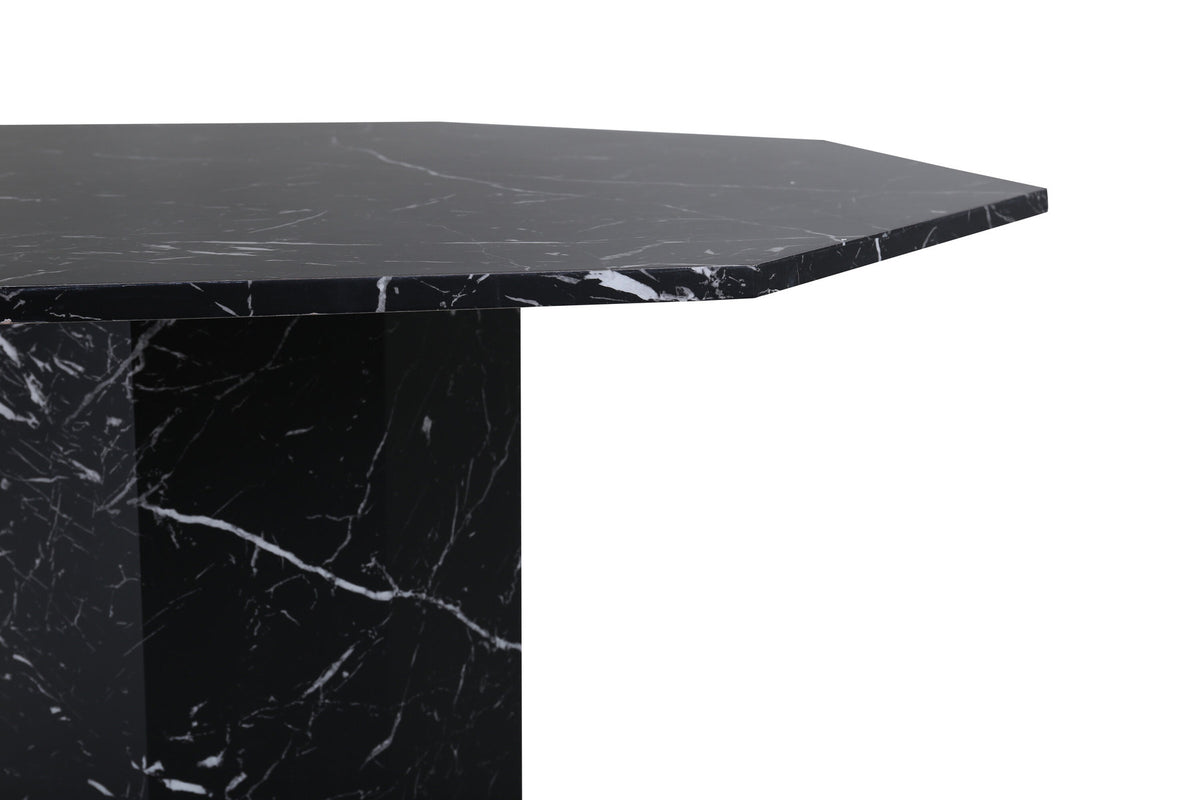 Marbs Tisch in Schwarz präsentiert im Onlineshop von KAQTU Design AG. Esstisch ist von Venture Home