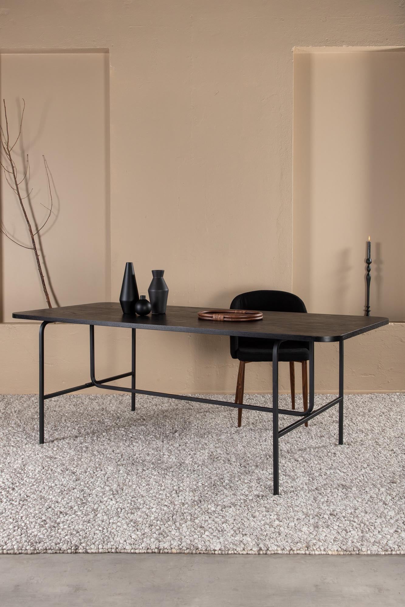 Uno Esstisch in Schwarz präsentiert im Onlineshop von KAQTU Design AG. Esstisch ist von Venture Home