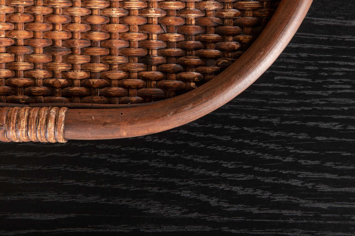 Uno Esstisch in Schwarz präsentiert im Onlineshop von KAQTU Design AG. Esstisch ist von Venture Home