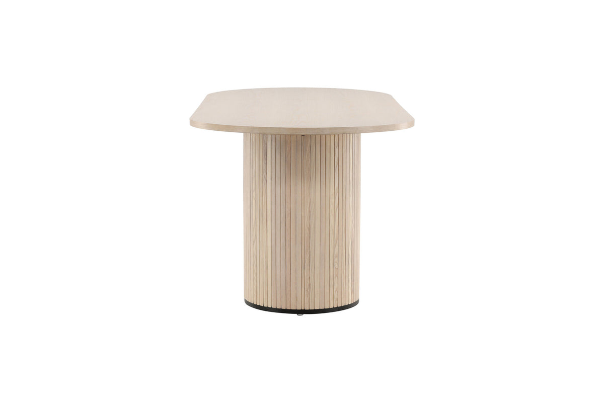 Bianca Tisch in Tünchen präsentiert im Onlineshop von KAQTU Design AG. Esstisch ist von Venture Home