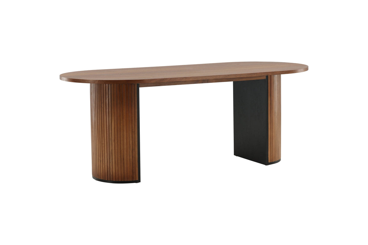 Bianca Tisch in Nussbaum präsentiert im Onlineshop von KAQTU Design AG. Esstisch ist von Venture Home