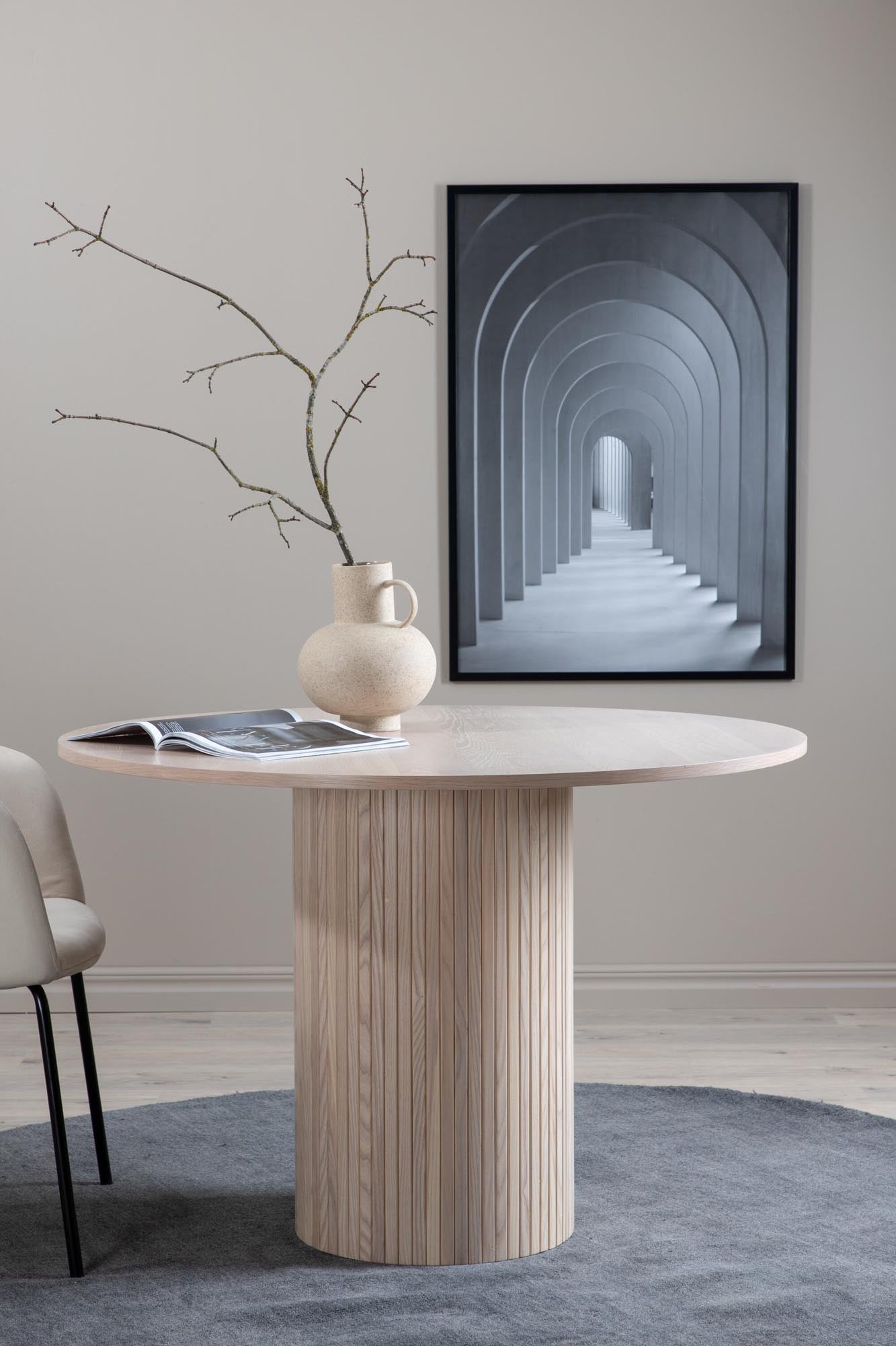 Bianca Esstisch in Tünchen präsentiert im Onlineshop von KAQTU Design AG. Esstisch ist von Venture Home