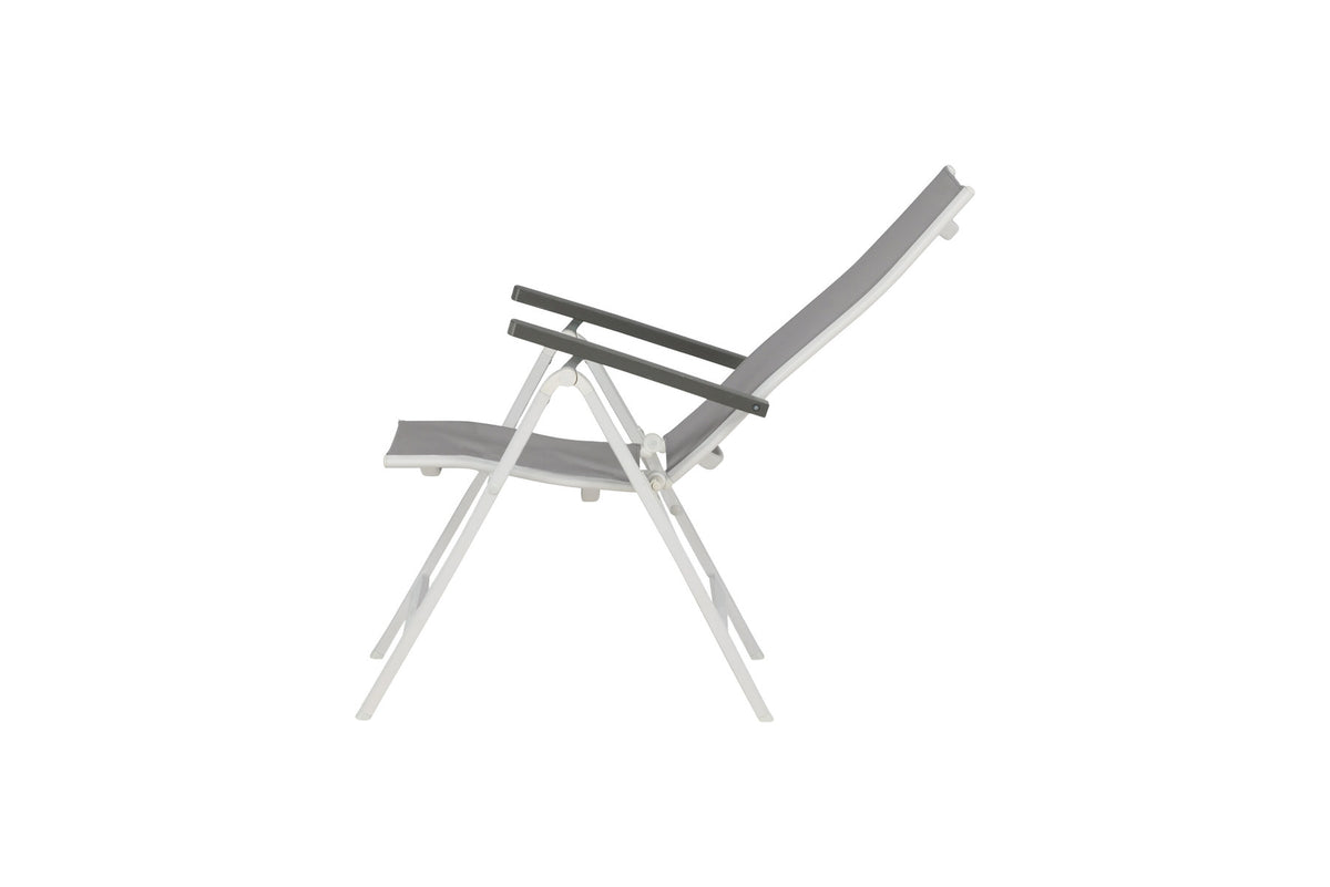 Albany Light Stuhl in Grau präsentiert im Onlineshop von KAQTU Design AG. Gartenstuhl mit Armlehnen ist von Venture Home