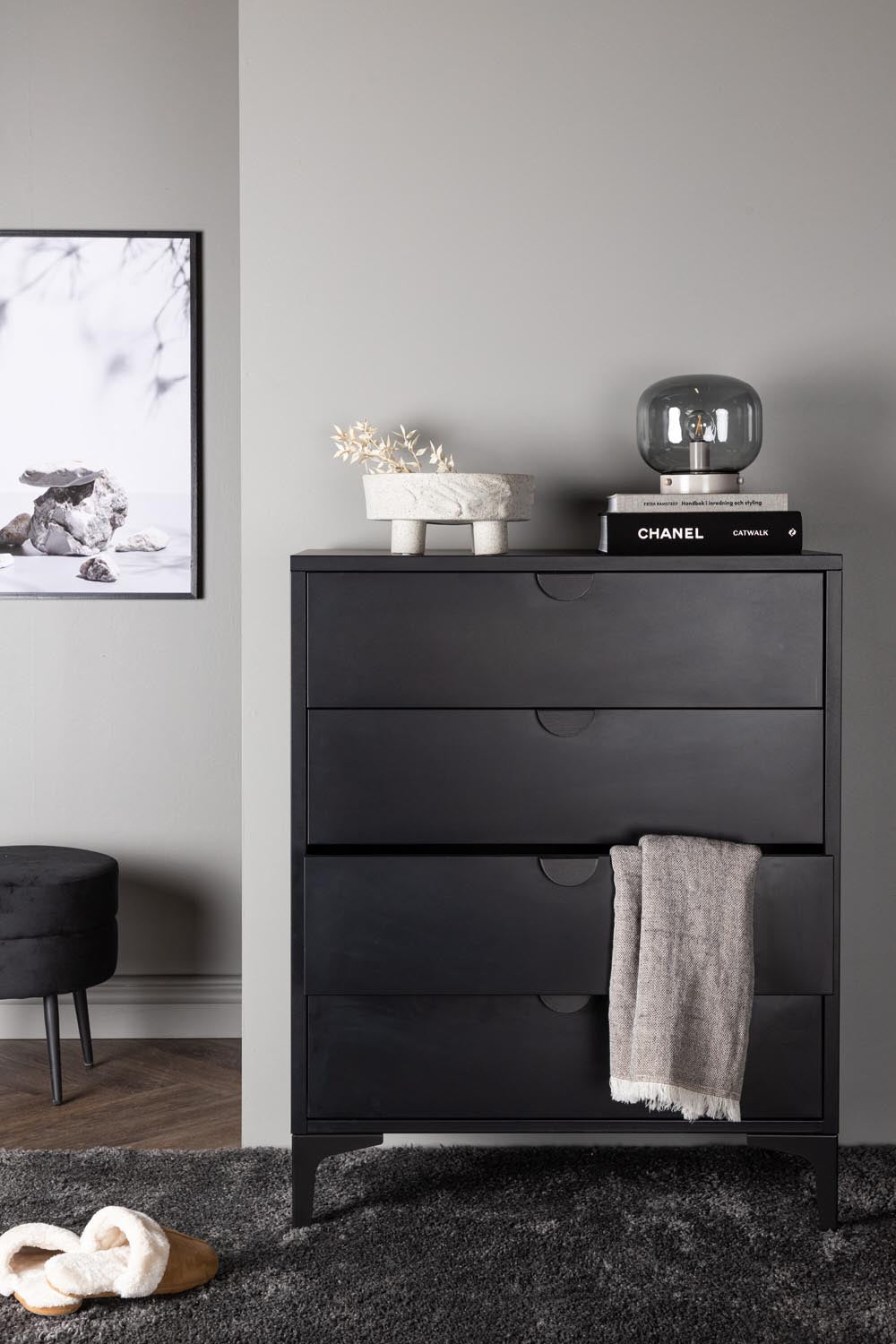 Piring 4 Korpus in Schwarz präsentiert im Onlineshop von KAQTU Design AG. Regal Zubehör ist von Venture Home