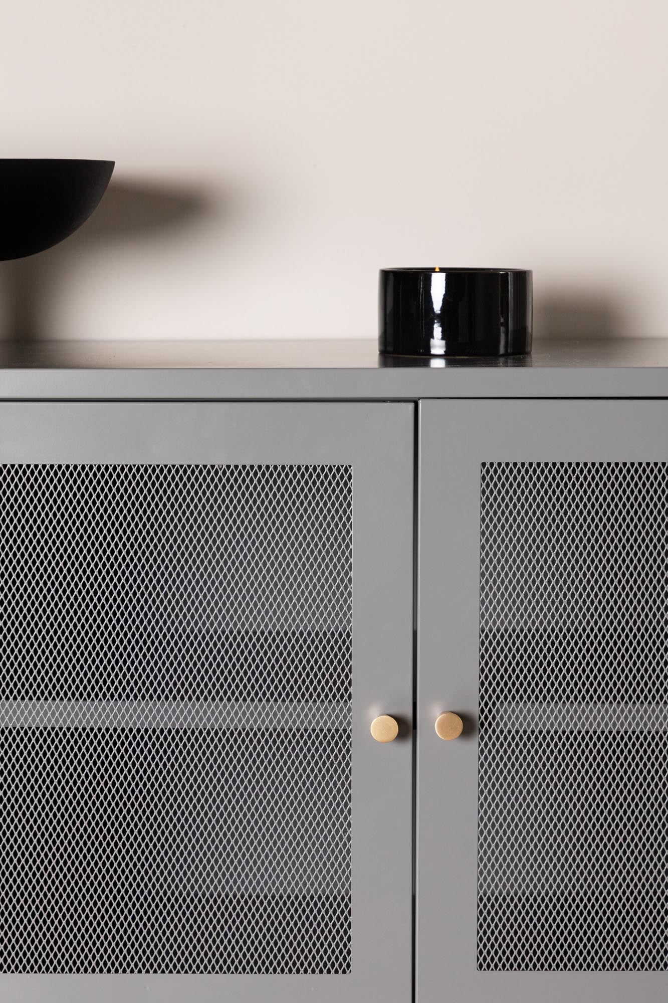 Malla Kabinett: Stilvolle Aufbewahrung mit skandinavischem Flair.