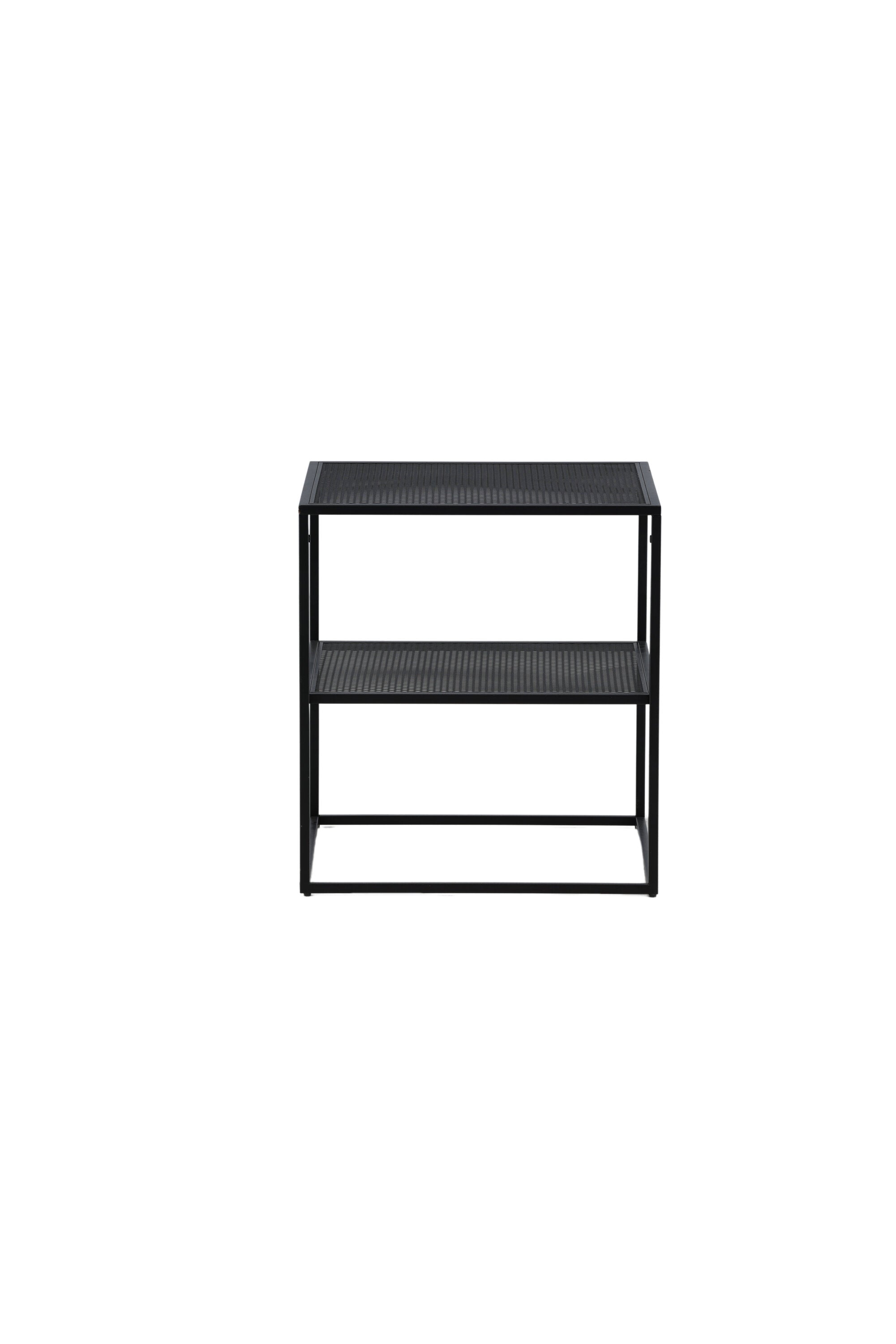 Netz Beistelltisch in Schwarz präsentiert im Onlineshop von KAQTU Design AG. Beistelltisch ist von Venture Home