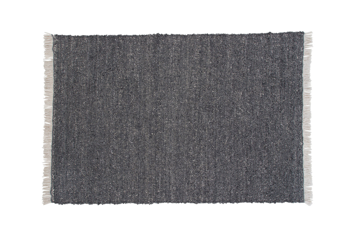 Betina Teppich in Grau präsentiert im Onlineshop von KAQTU Design AG. Teppich ist von Venture Home