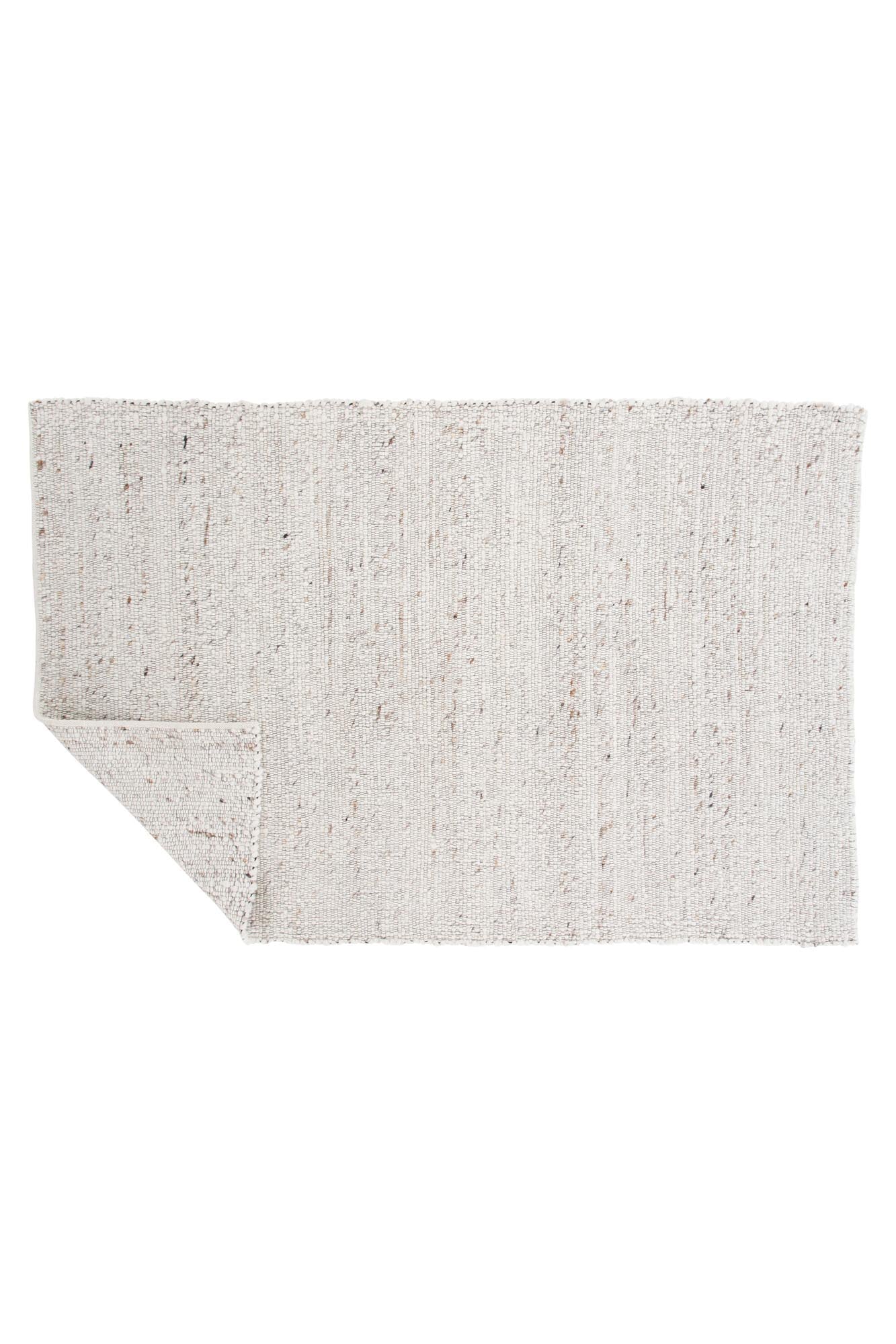 Loump Teppich in Beige/Weiss präsentiert im Onlineshop von KAQTU Design AG. Teppich ist von Venture Home