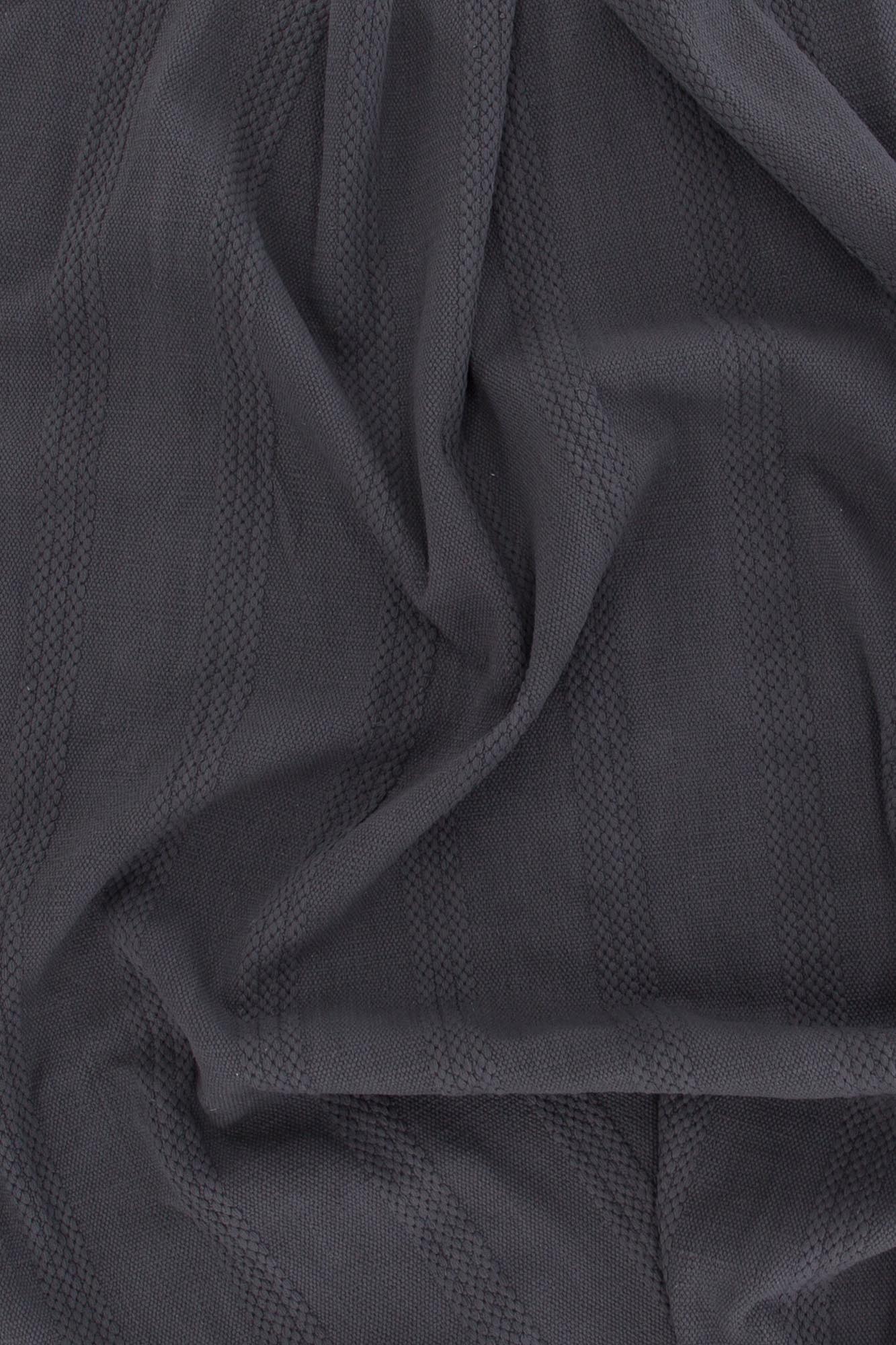 Nico Teppich in Grau präsentiert im Onlineshop von KAQTU Design AG. Teppich ist von Venture Home