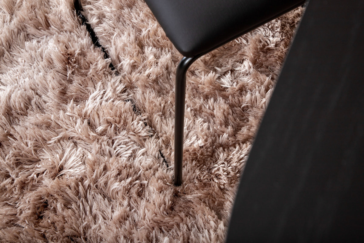 Grace Teppich in Beige präsentiert im Onlineshop von KAQTU Design AG. Teppich ist von Venture Home