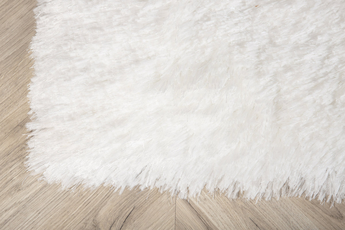 Grace Teppich in Weiss präsentiert im Onlineshop von KAQTU Design AG. Teppich ist von Venture Home