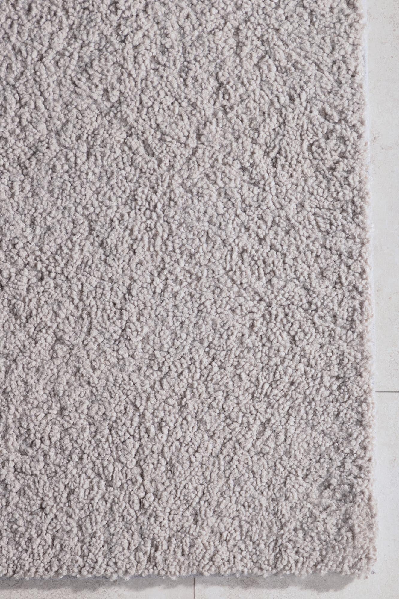 Luxuriöser Teddy Teppich von Venture Home für behagliches Wohnen.