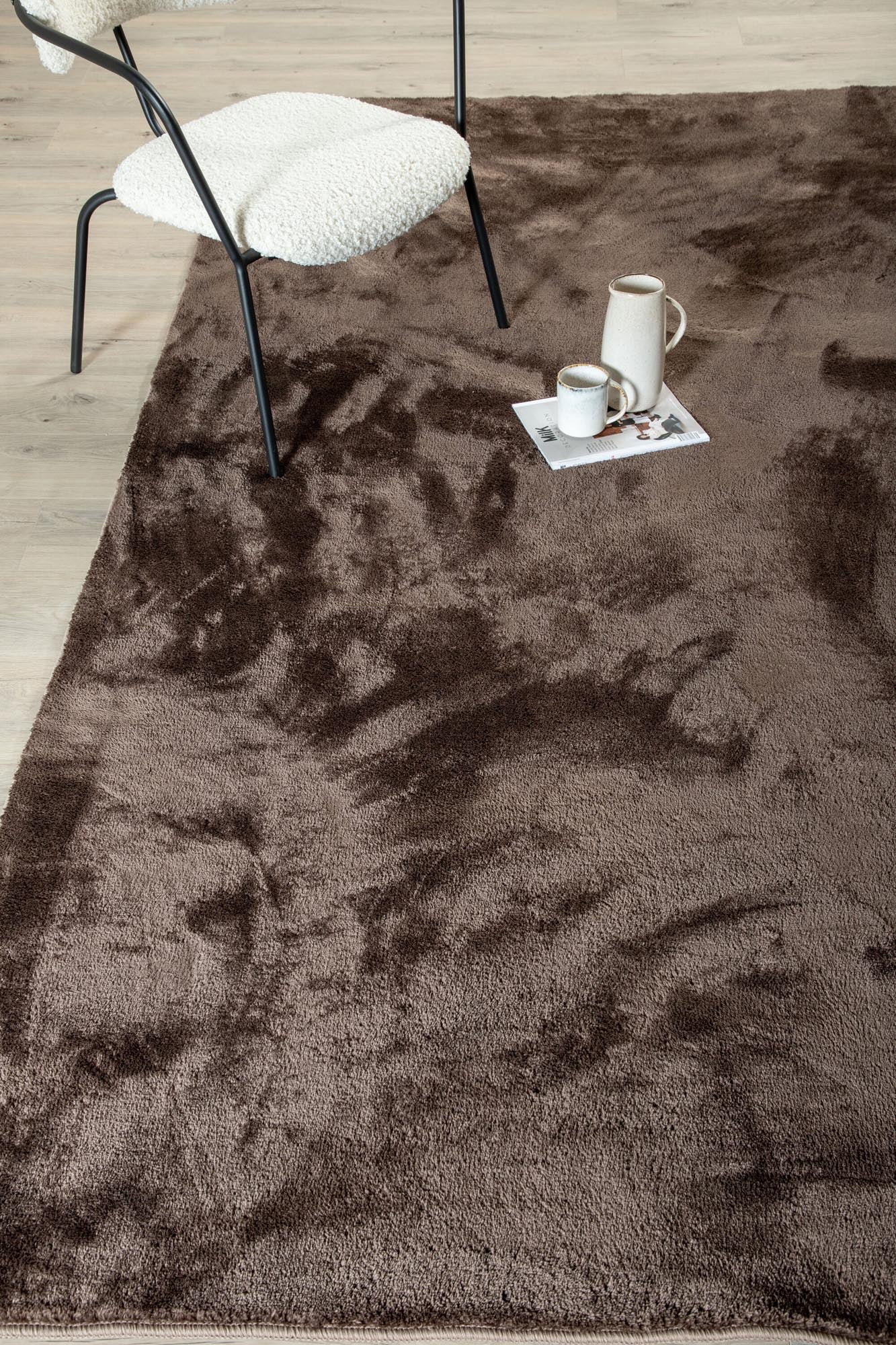 Blanca Teppich in Braun präsentiert im Onlineshop von KAQTU Design AG. Teppich ist von Venture Home