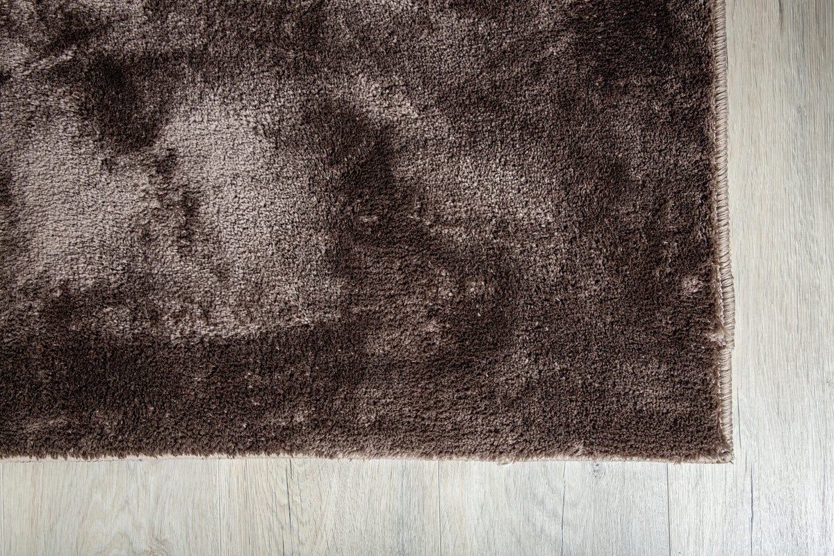 Blanca Teppich in Braun präsentiert im Onlineshop von KAQTU Design AG. Teppich ist von Venture Home