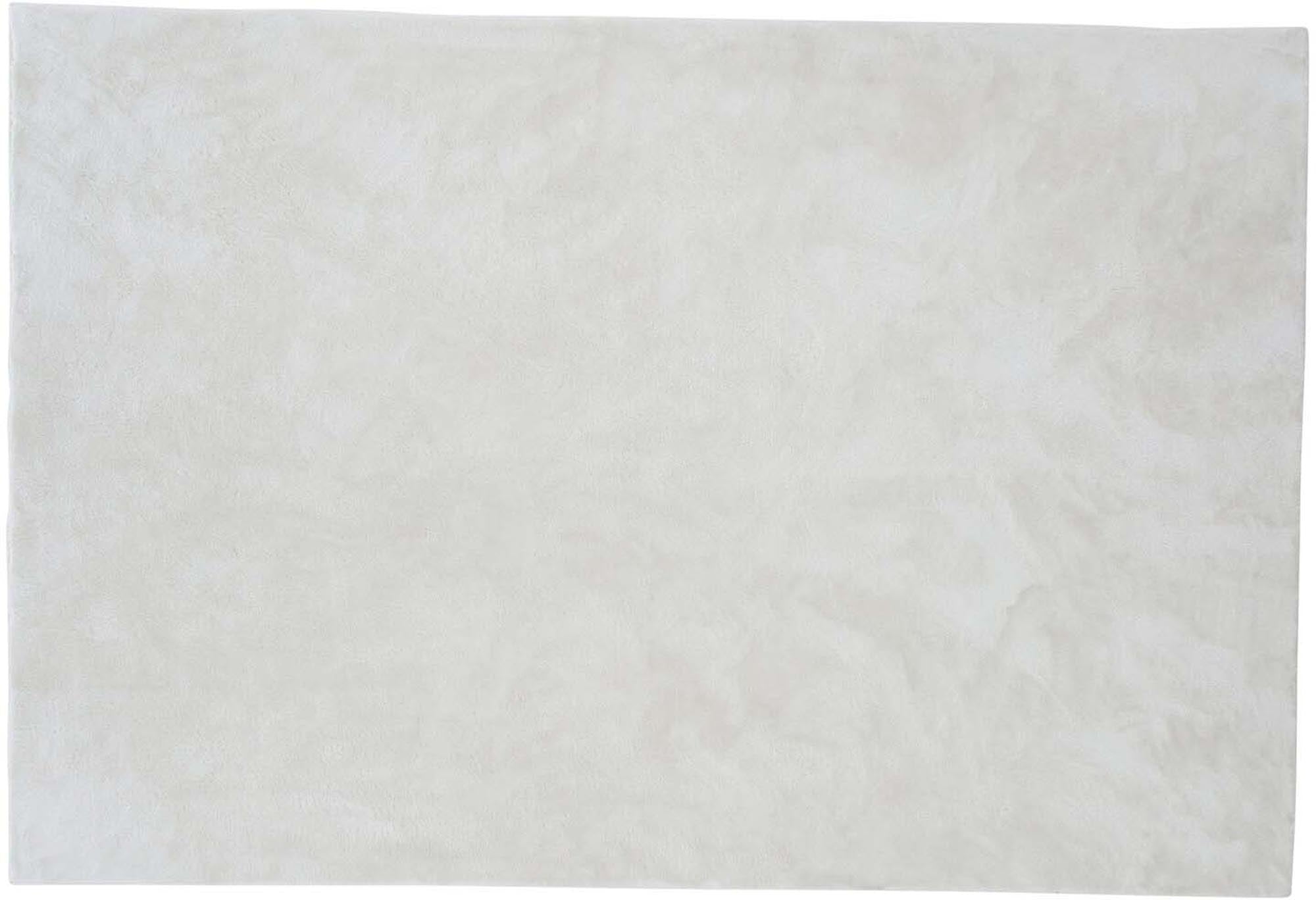 Blanca Teppich in Weiss präsentiert im Onlineshop von KAQTU Design AG. Teppich ist von Venture Home