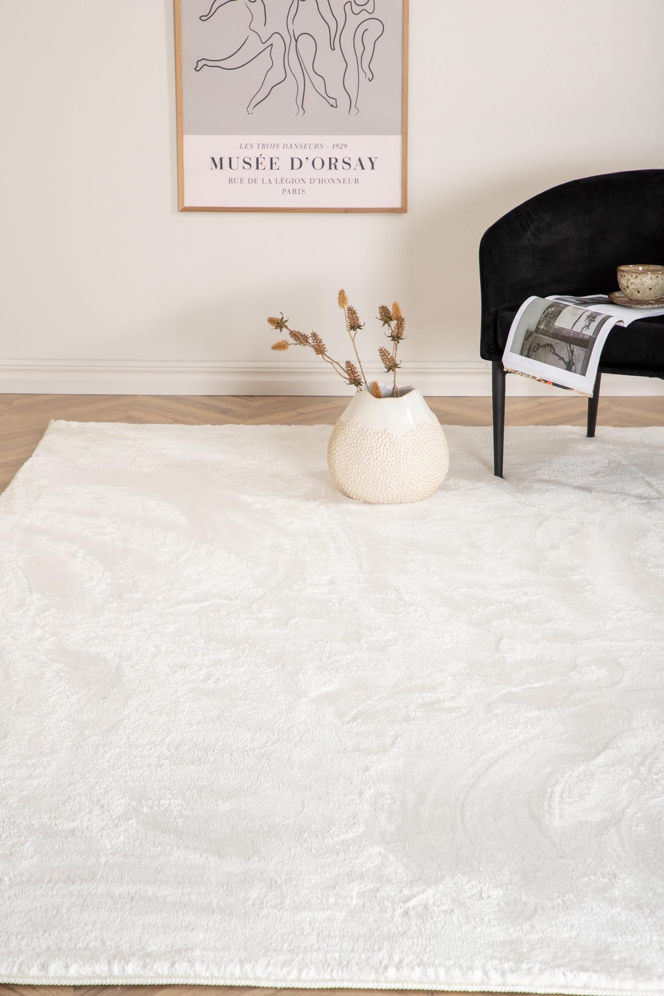 Blanca Teppich in Weiss präsentiert im Onlineshop von KAQTU Design AG. Teppich ist von Venture Home