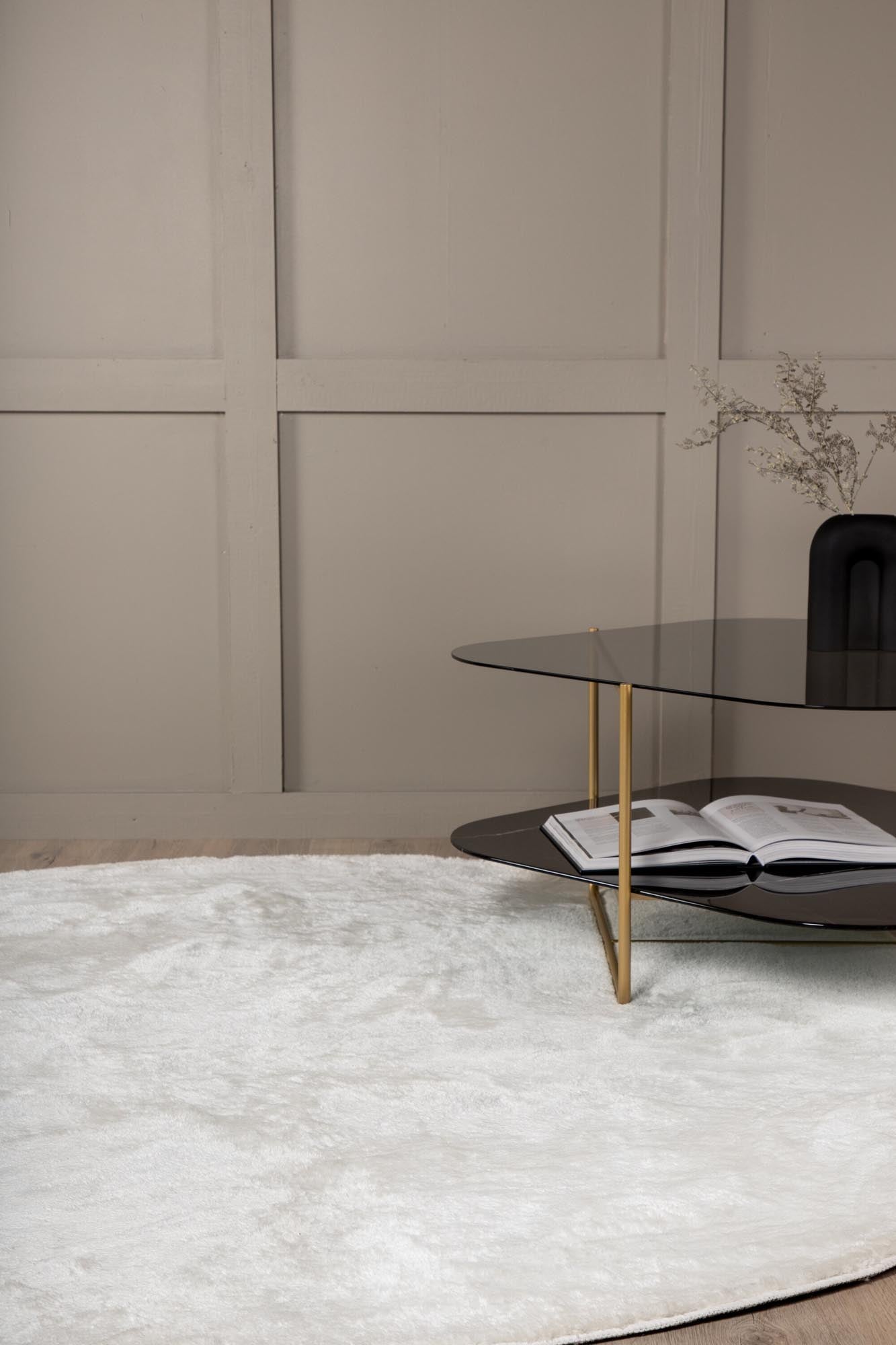 Blanca Teppich von Venture Home: Eleganter, runder Teppich aus langlebigem Polyester in warmen Beigetönen für einladende Wohnräume.