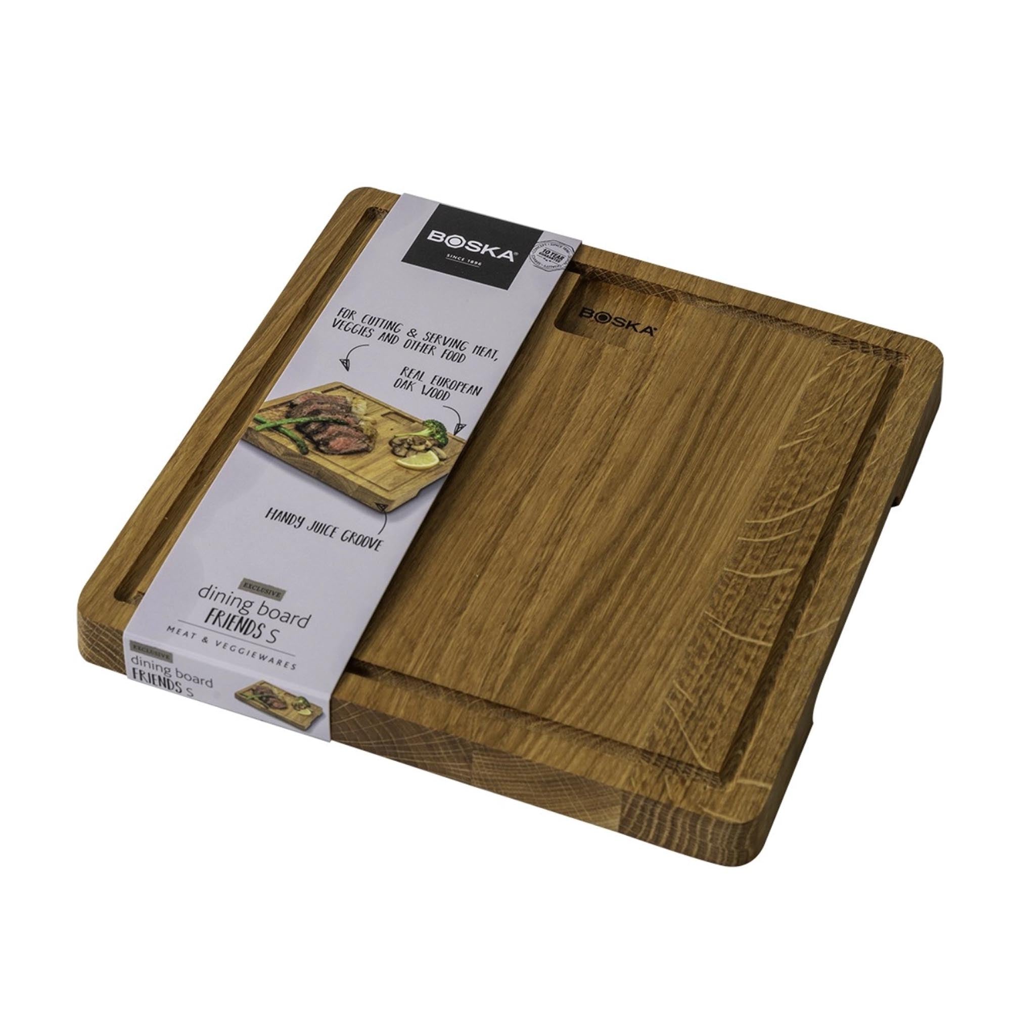 Elegantes Boska Dining Brett aus europäischer Eiche, 23x23x2.2cm, ideal für Käse und Snacks. Stilvoll, langlebig, hygienisch.