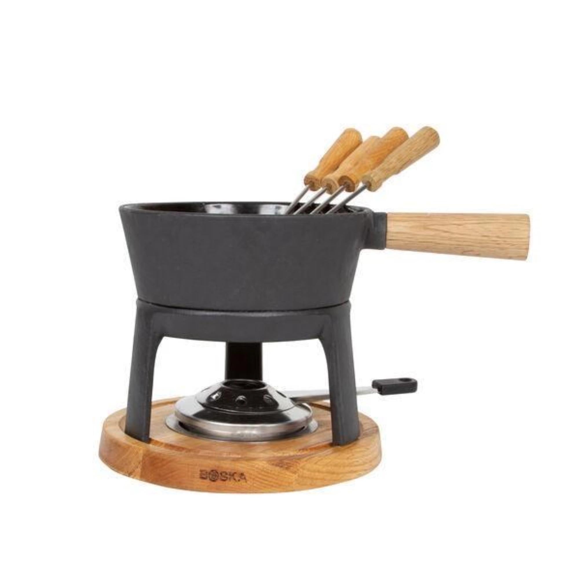 Entdecken Sie das Boska Fondue-Set Pro 1.2lt: hochwertiger Edelstahl, 6 Gabeln, ideal für unvergessliche Fondue-Abende mit Freunden und Familie.