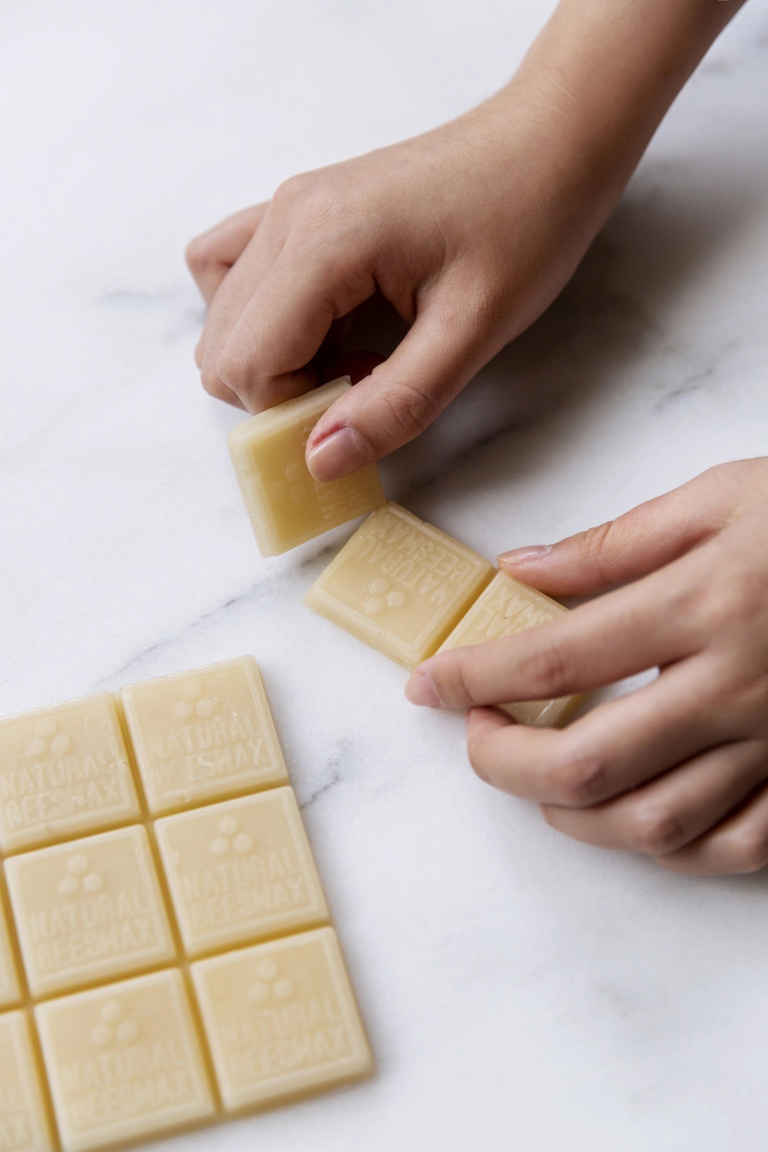 Erfrischen Sie Ihre Bienenwachstücher mit dem nachhaltigen Nachwachsset von Nuts Innovations. Ideal für umweltbewusste Haushalte!