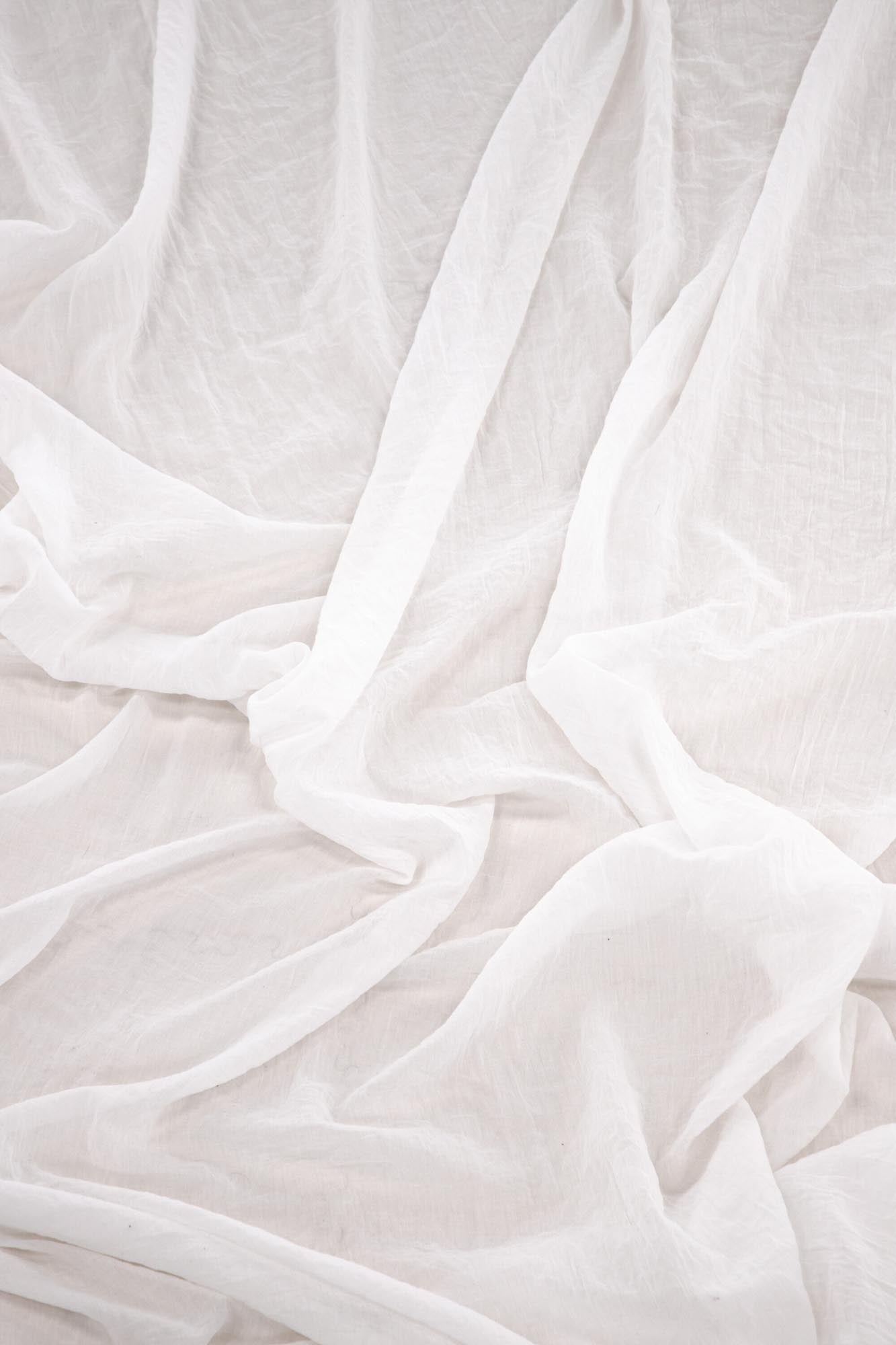 Elena Vorhang 2er Pack von Venture Home: Hochwertige, pflegeleichte Vorhänge in sanften Beigetönen für eine einladende Atmosphäre.