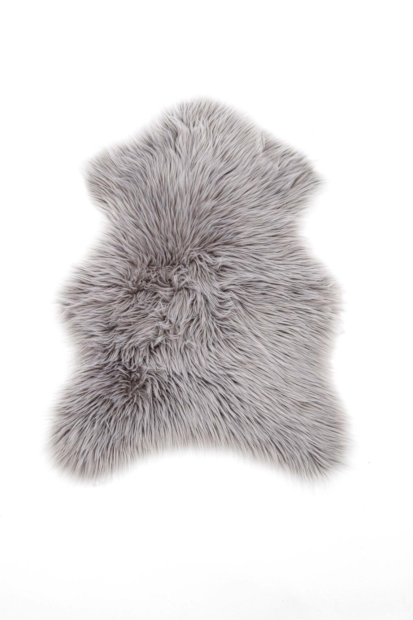 Katy Schaffell: Weiches Kunstfell in Braun für gemütliche Wohnräume.