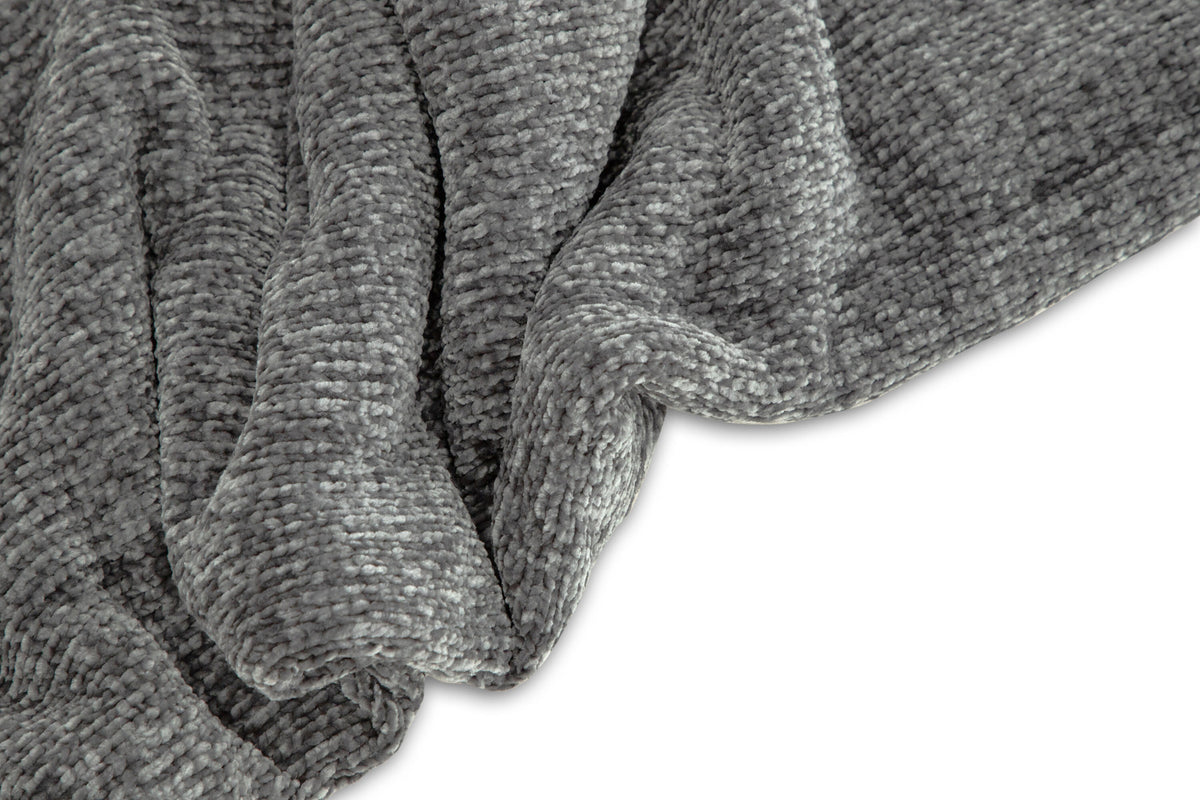 Ally Throw in Dunkelgrau präsentiert im Onlineshop von KAQTU Design AG. Wolldecke ist von Venture Home