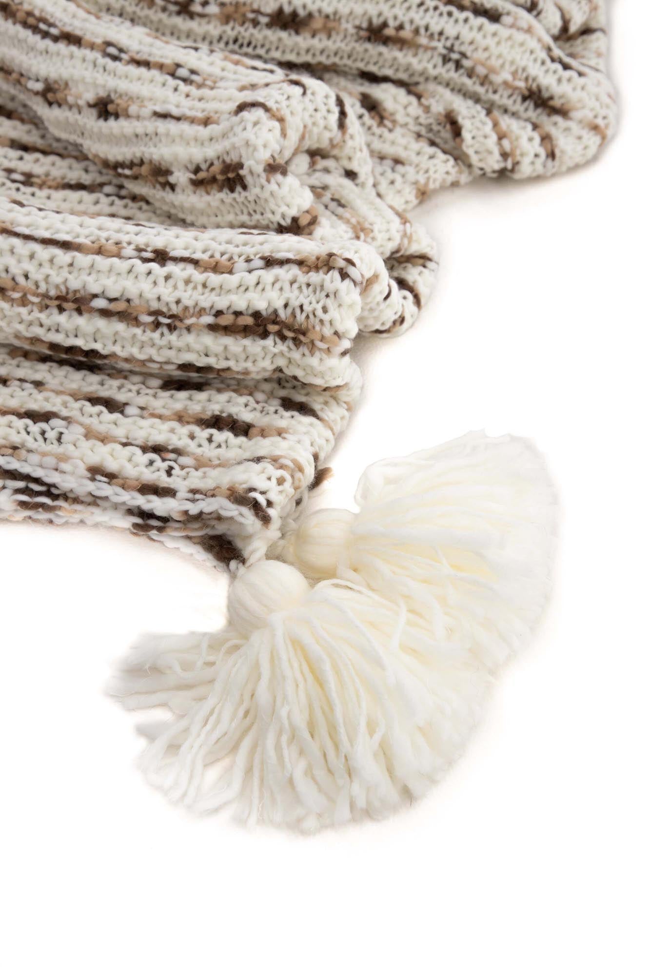 Unny Throw von Venture Home: Hochwertige Acryl-Decke für Komfort und Stil in jedem Raum. Ideal zum Kuscheln und Dekorieren.