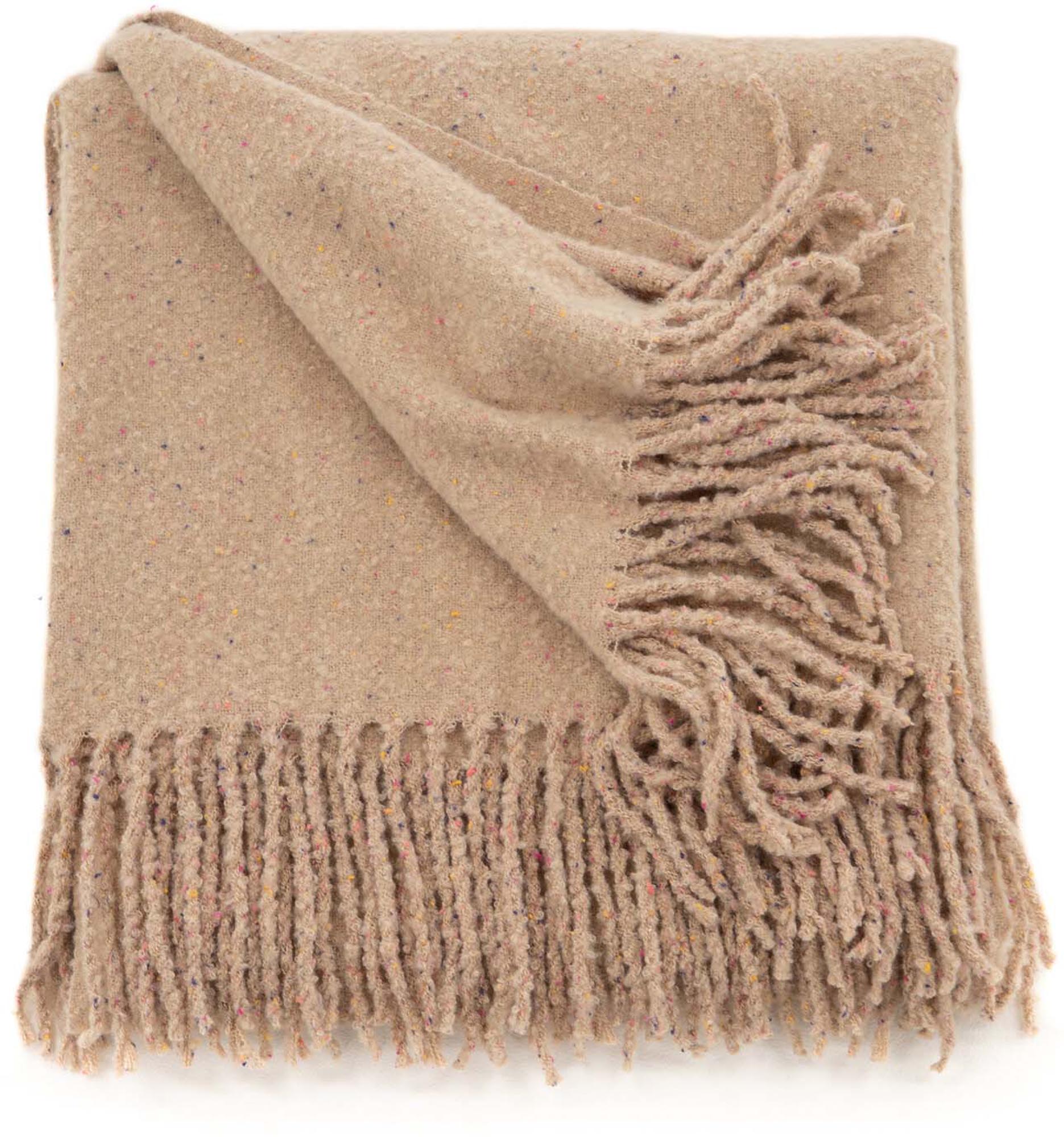 Kuschelige Tilly Throw von Venture Home – Ihr stilvolles Wohnaccessoire.