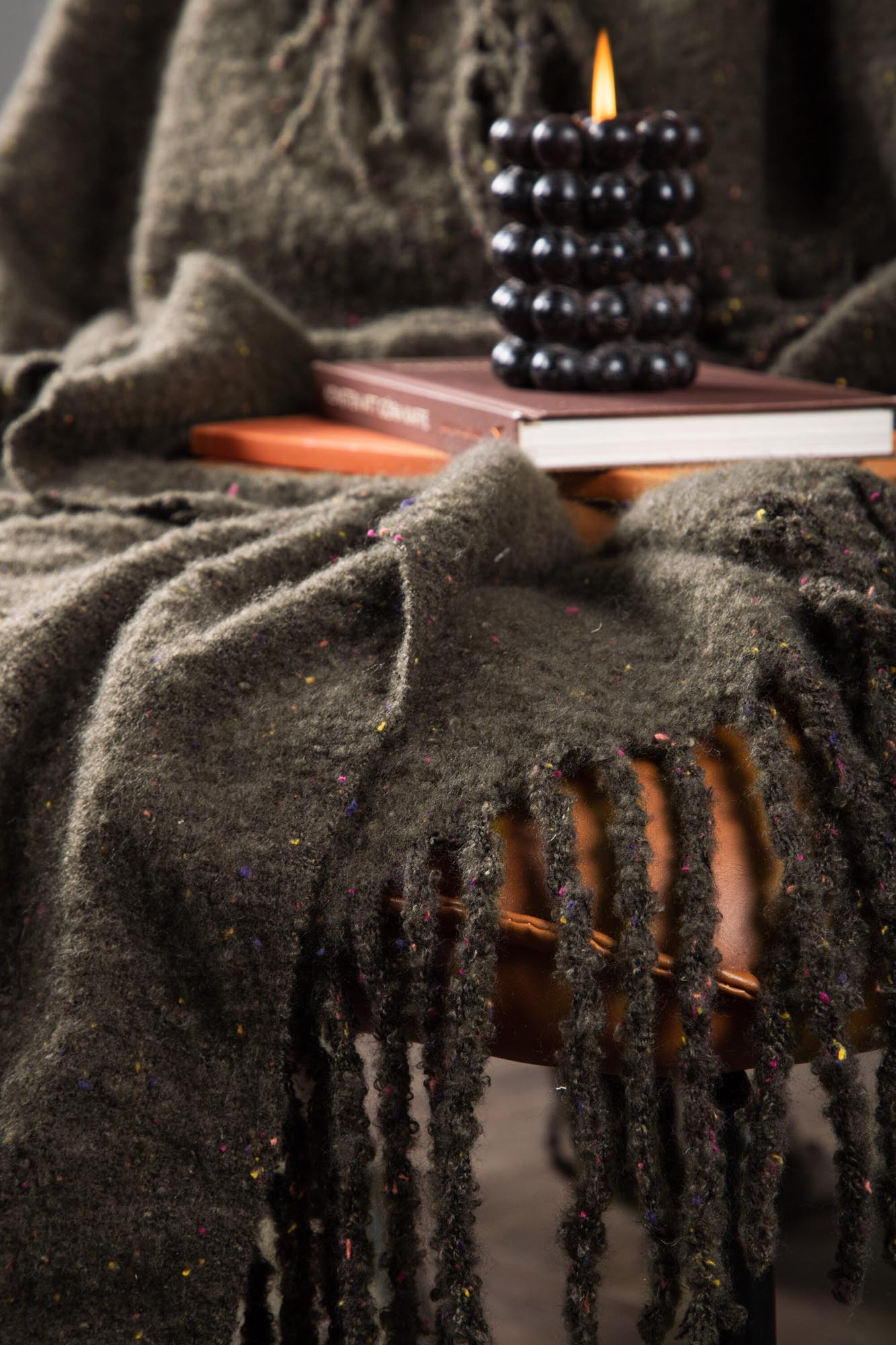 Erleben Sie mit der Tilly Throw von Venture Home die perfekte Kombination aus Gemütlichkeit und Stil – ideal für entspannte Abende!